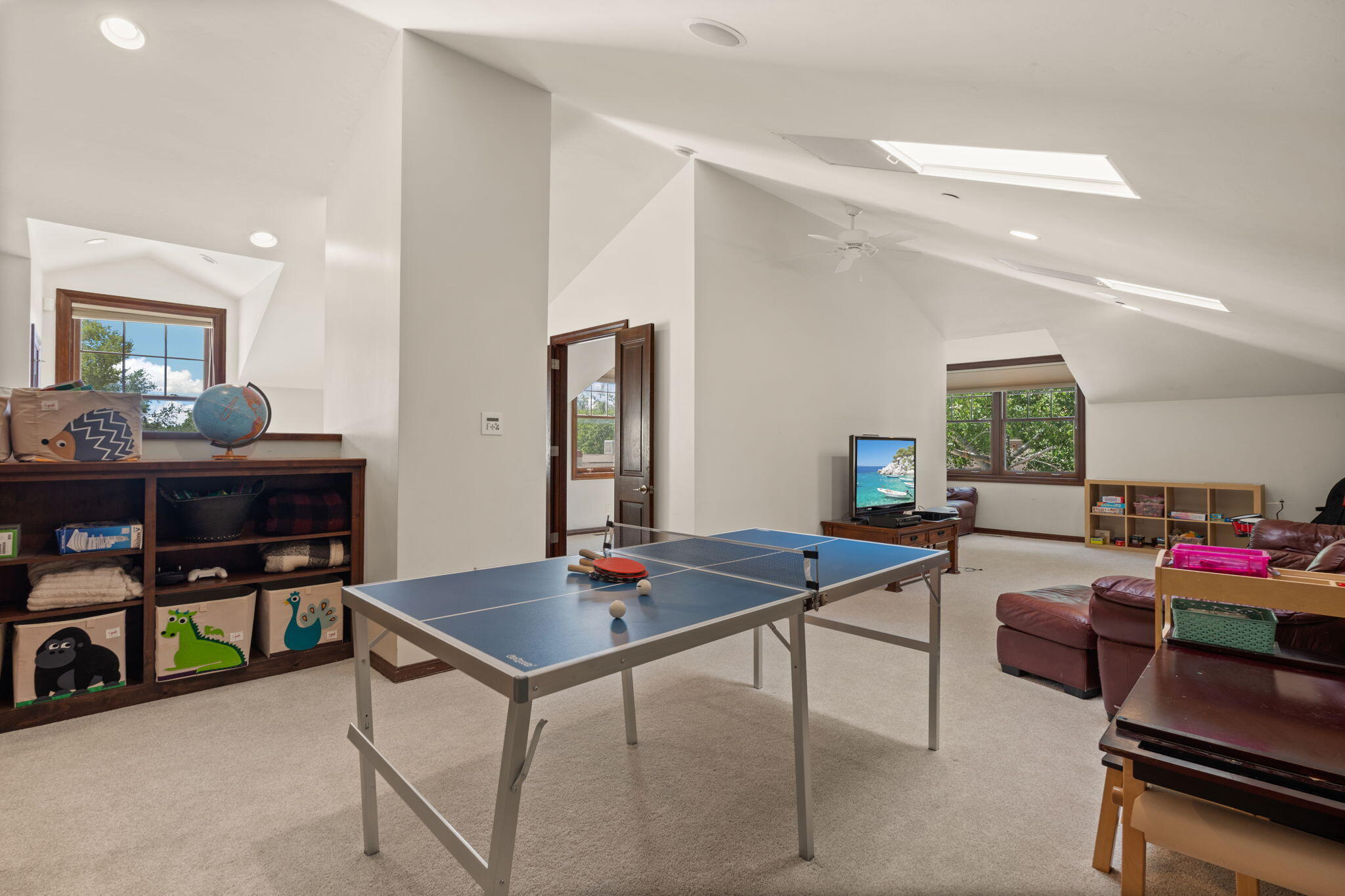 921 CHAMISAL Road NW