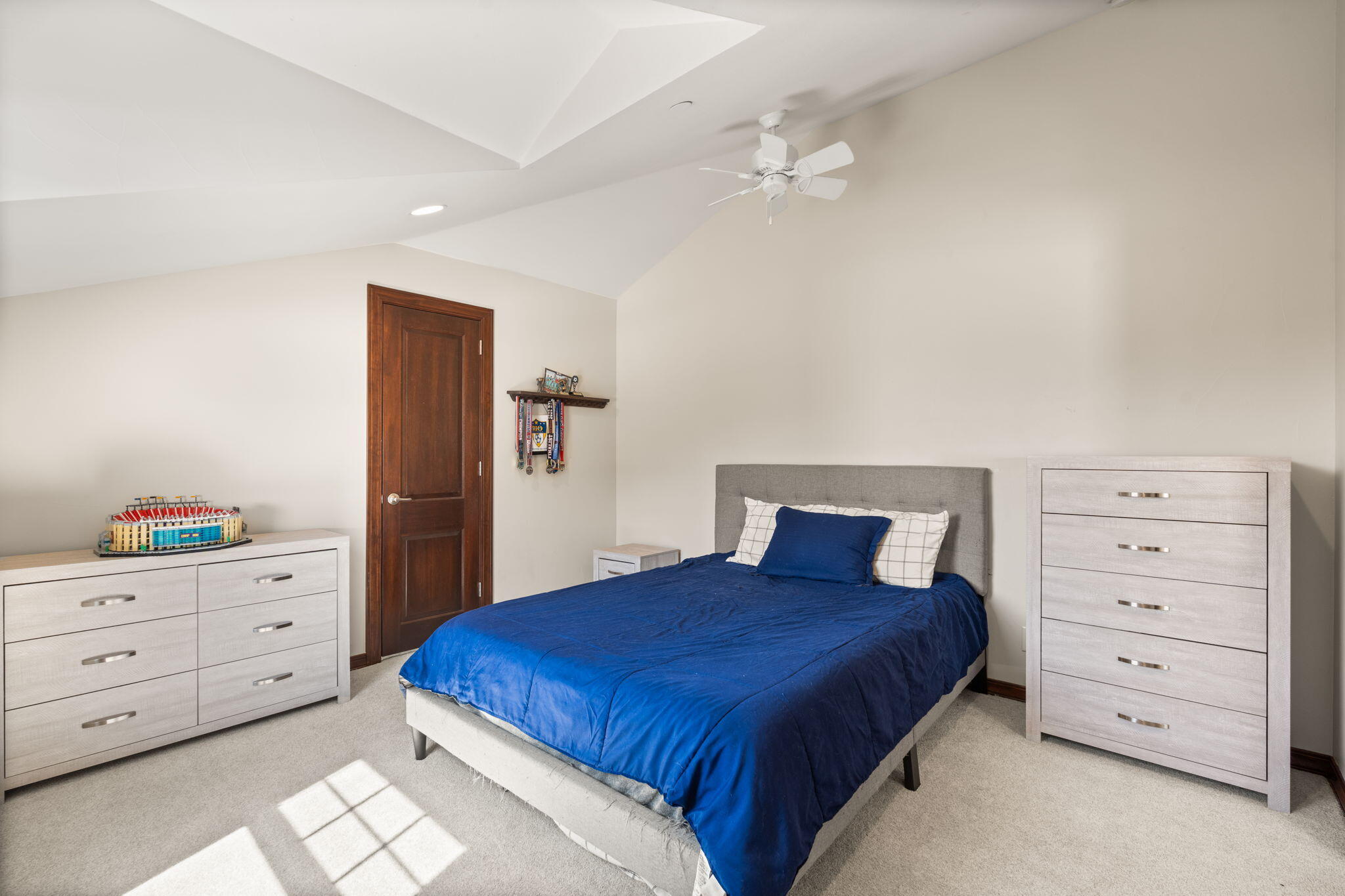 921 CHAMISAL Road NW