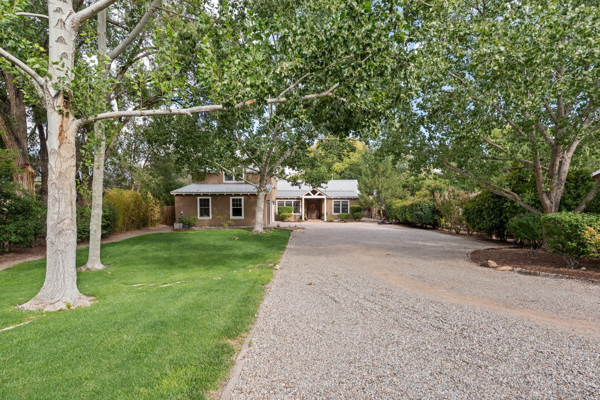 921 CHAMISAL Road NW