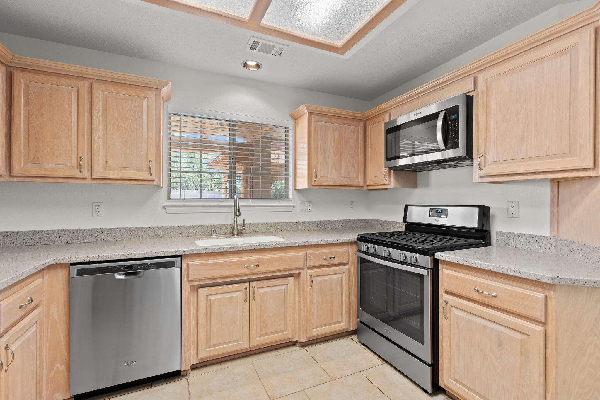 5136 ROANOKE Avenue NW