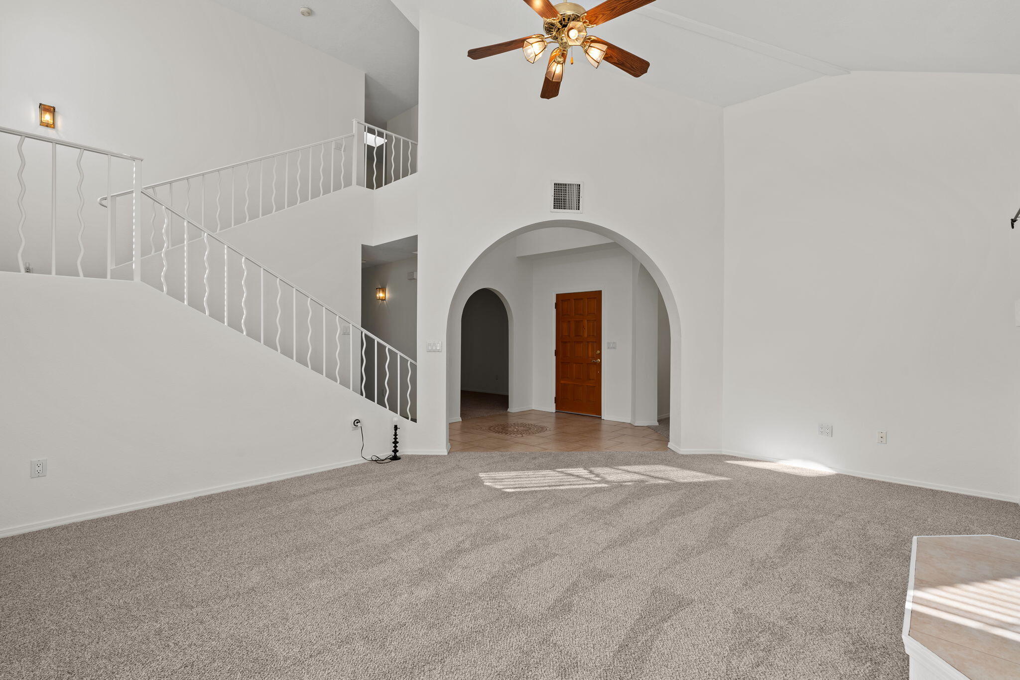 5136 ROANOKE Avenue NW