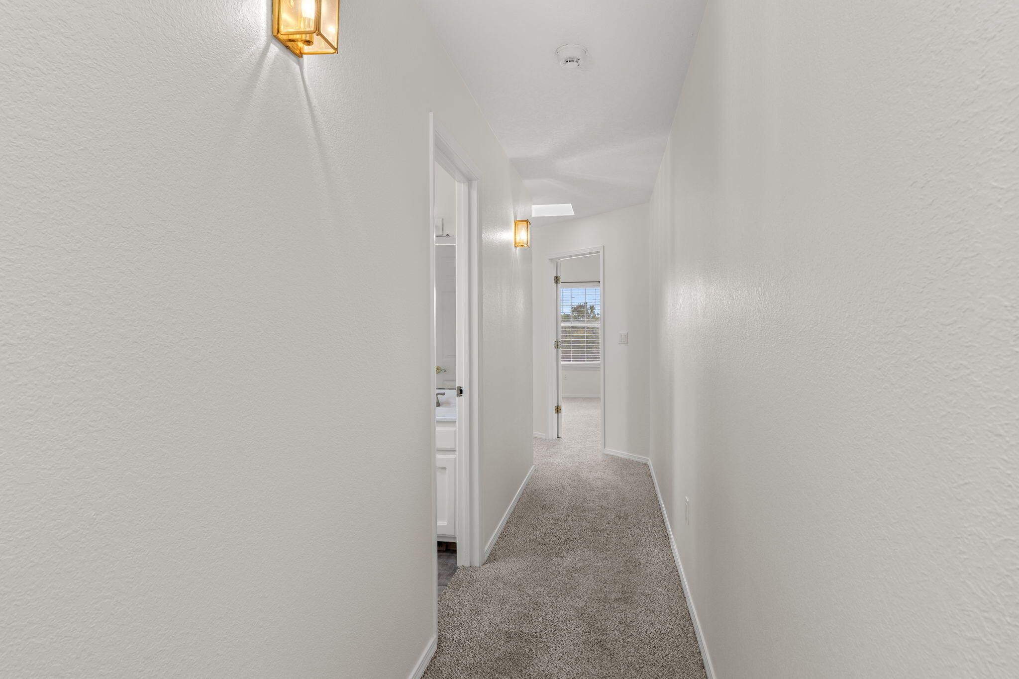 5136 ROANOKE Avenue NW