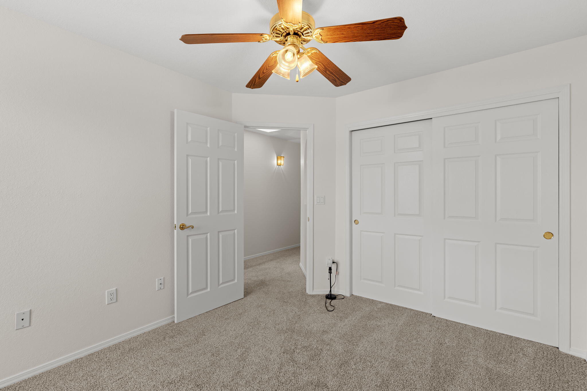 5136 ROANOKE Avenue NW