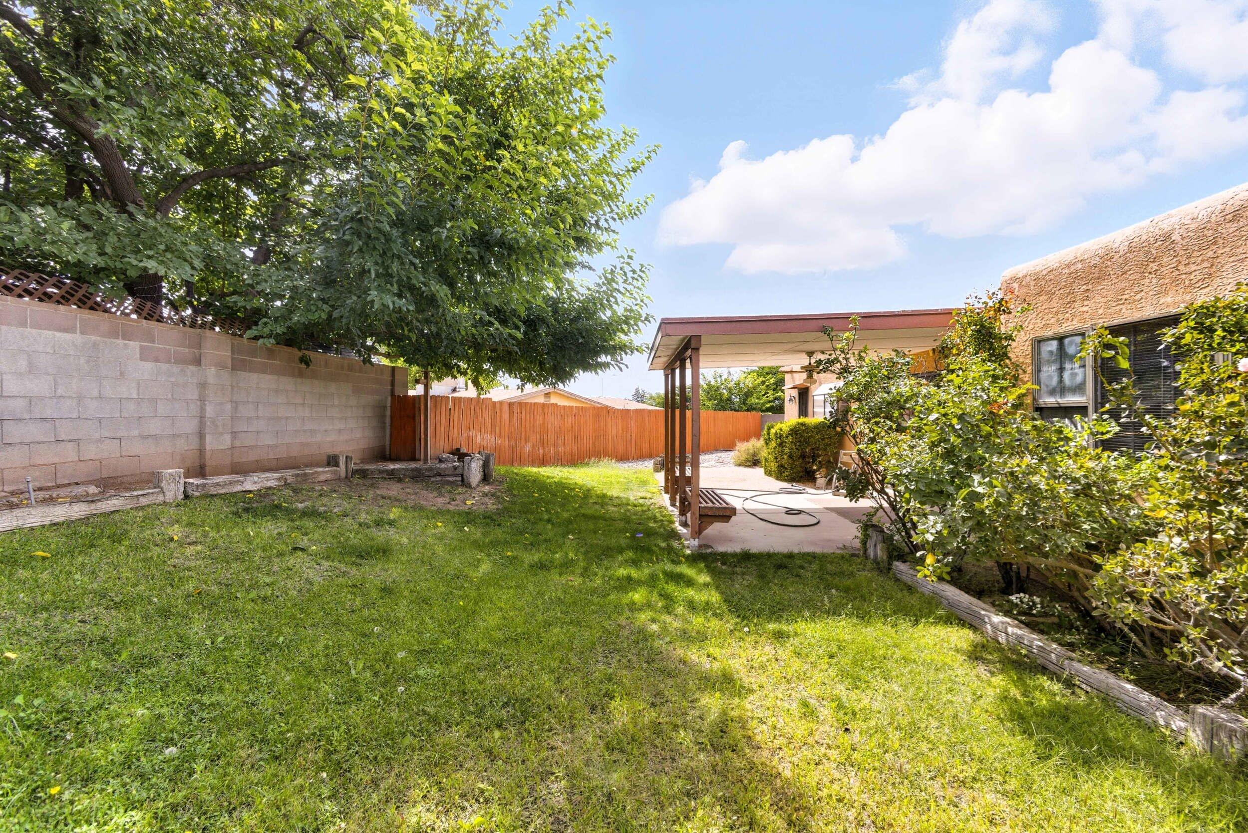 3824 Tracy Street NE