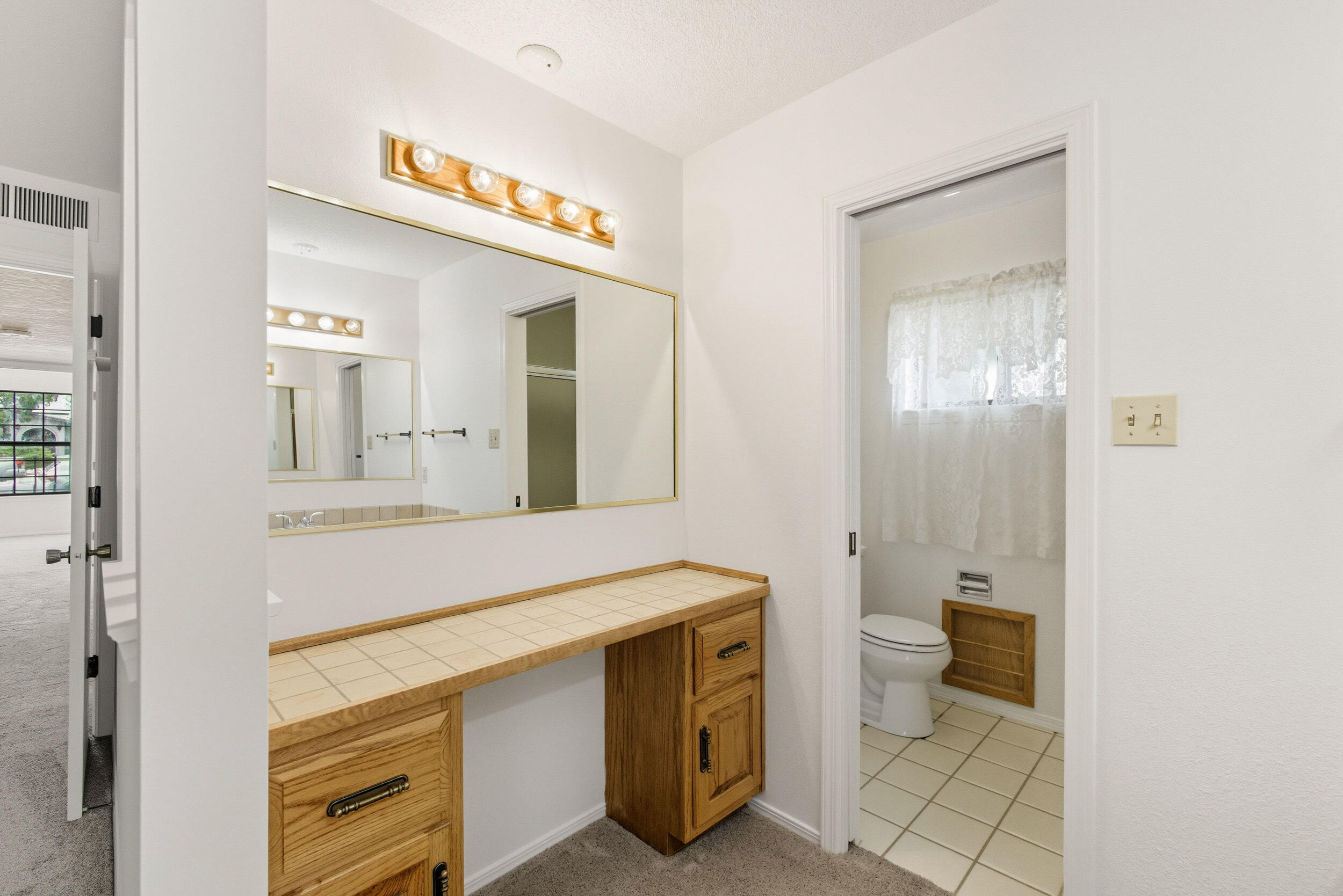 3824 Tracy Street NE