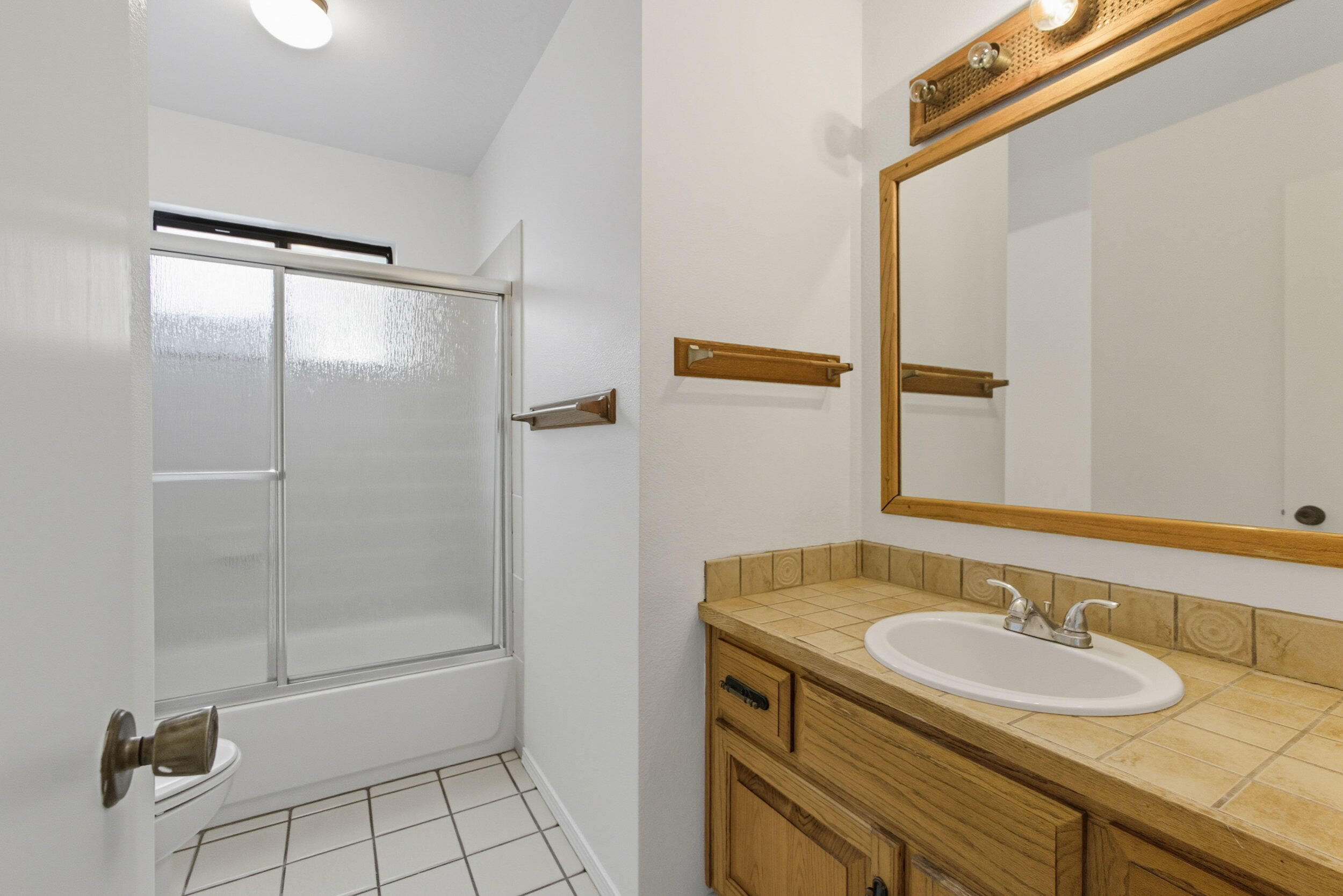 3824 Tracy Street NE