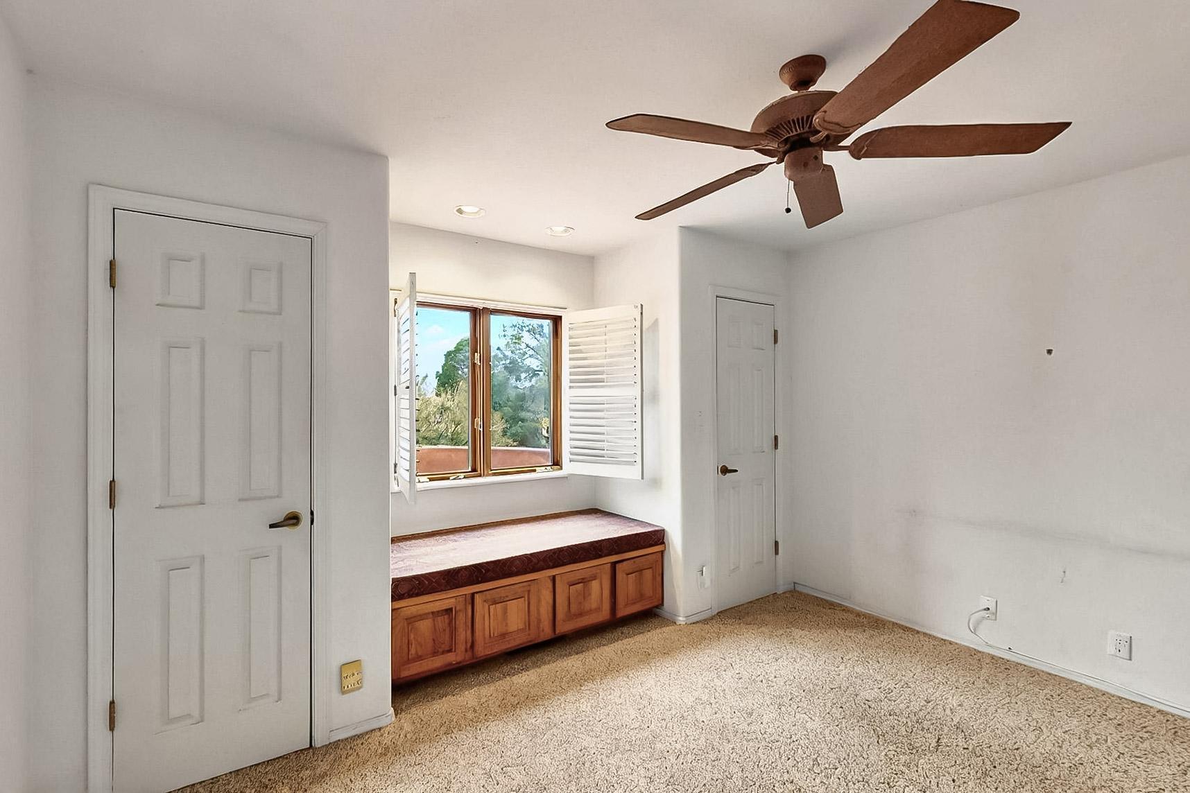 1704 QUAIL RUN Court NE