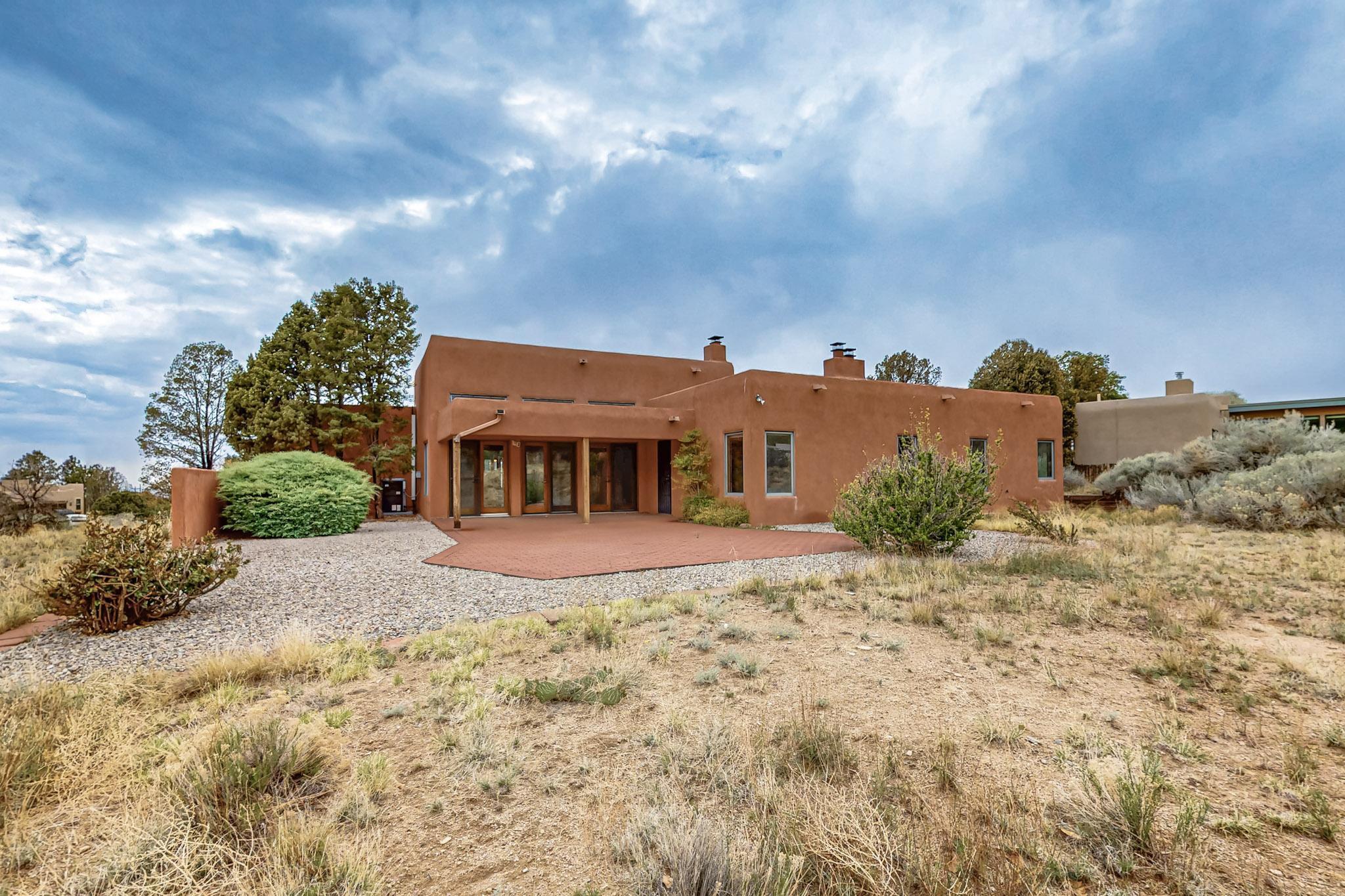 1704 QUAIL RUN Court NE