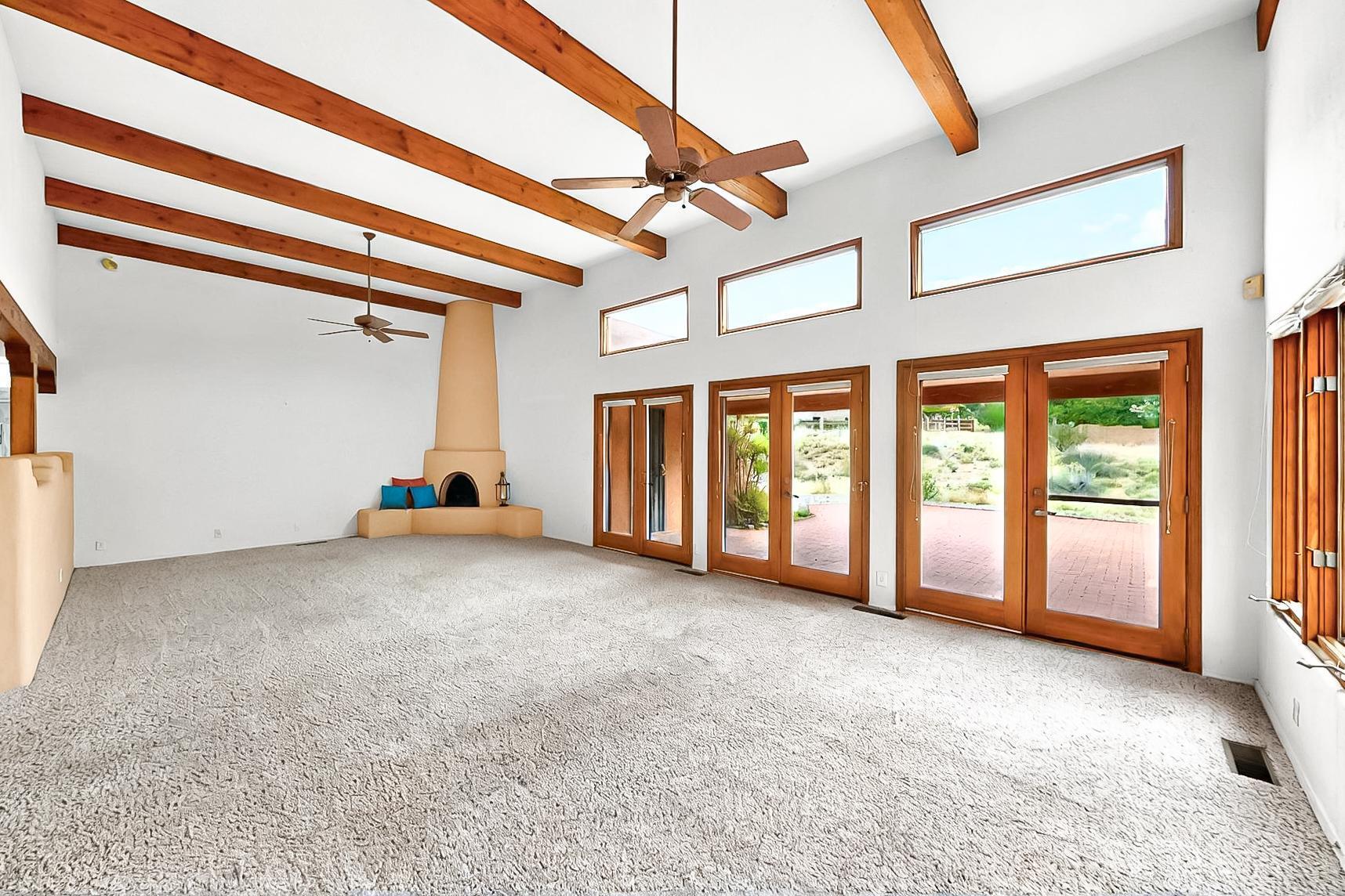 1704 QUAIL RUN Court NE