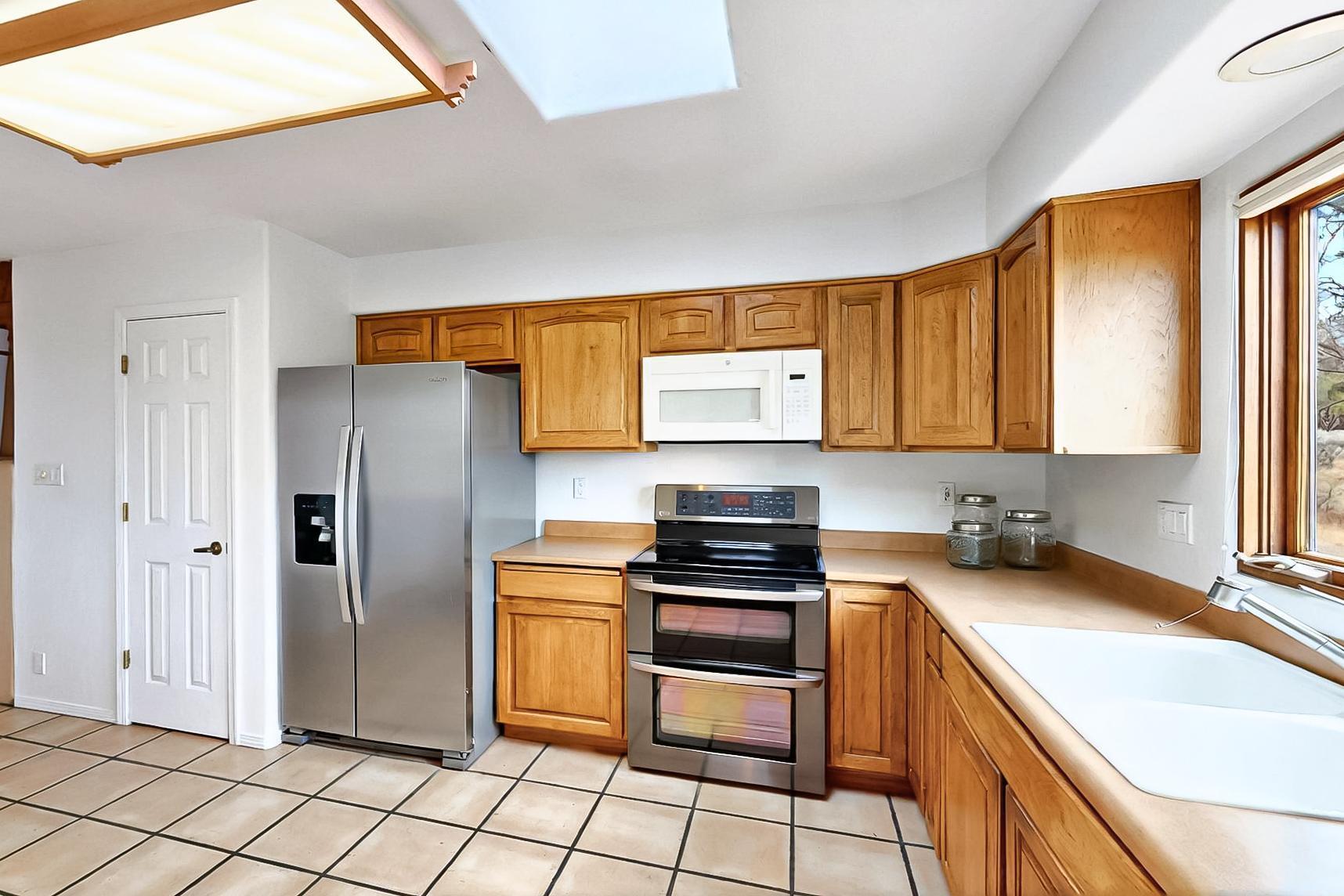 1704 QUAIL RUN Court NE