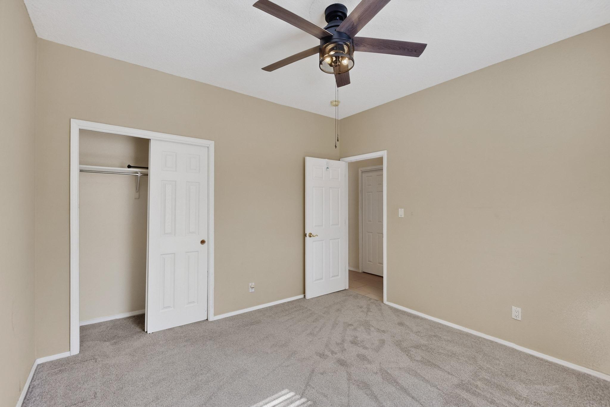 8712 NEW HAMPTON Road NE