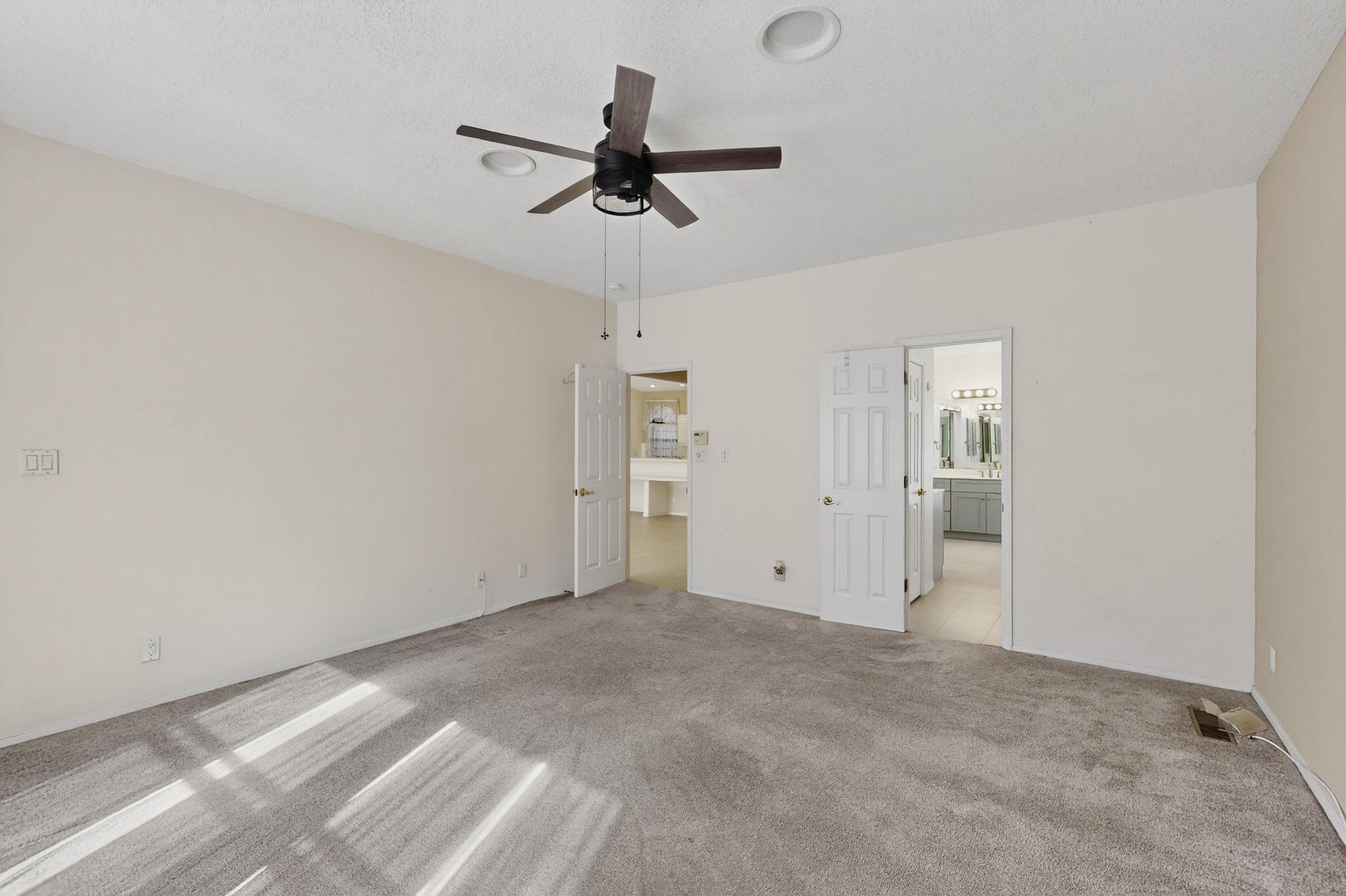 8712 NEW HAMPTON Road NE