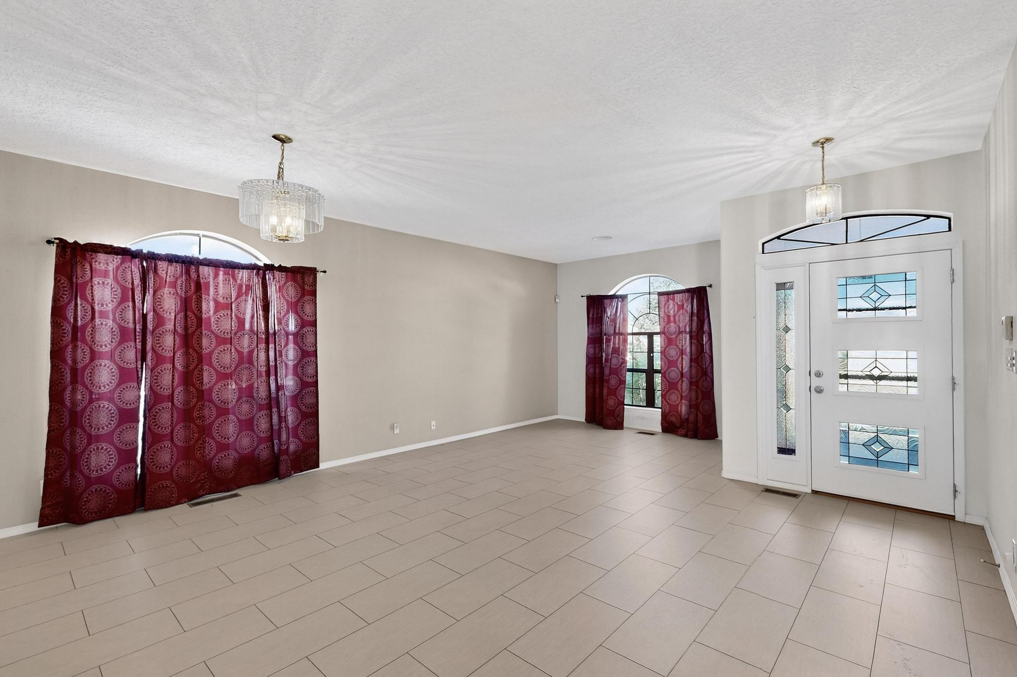 8712 NEW HAMPTON Road NE