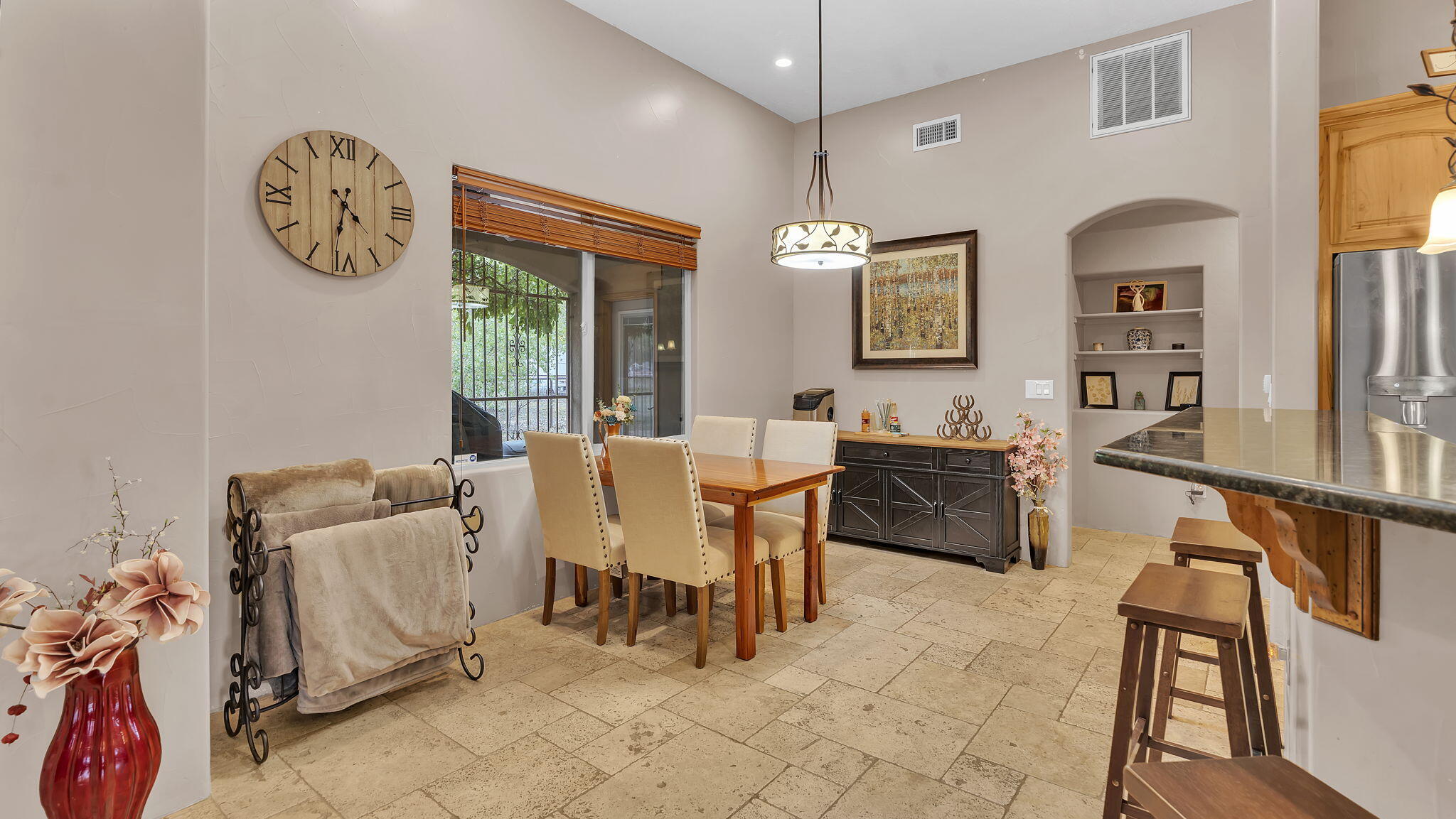 2620 Pajarito Road SW