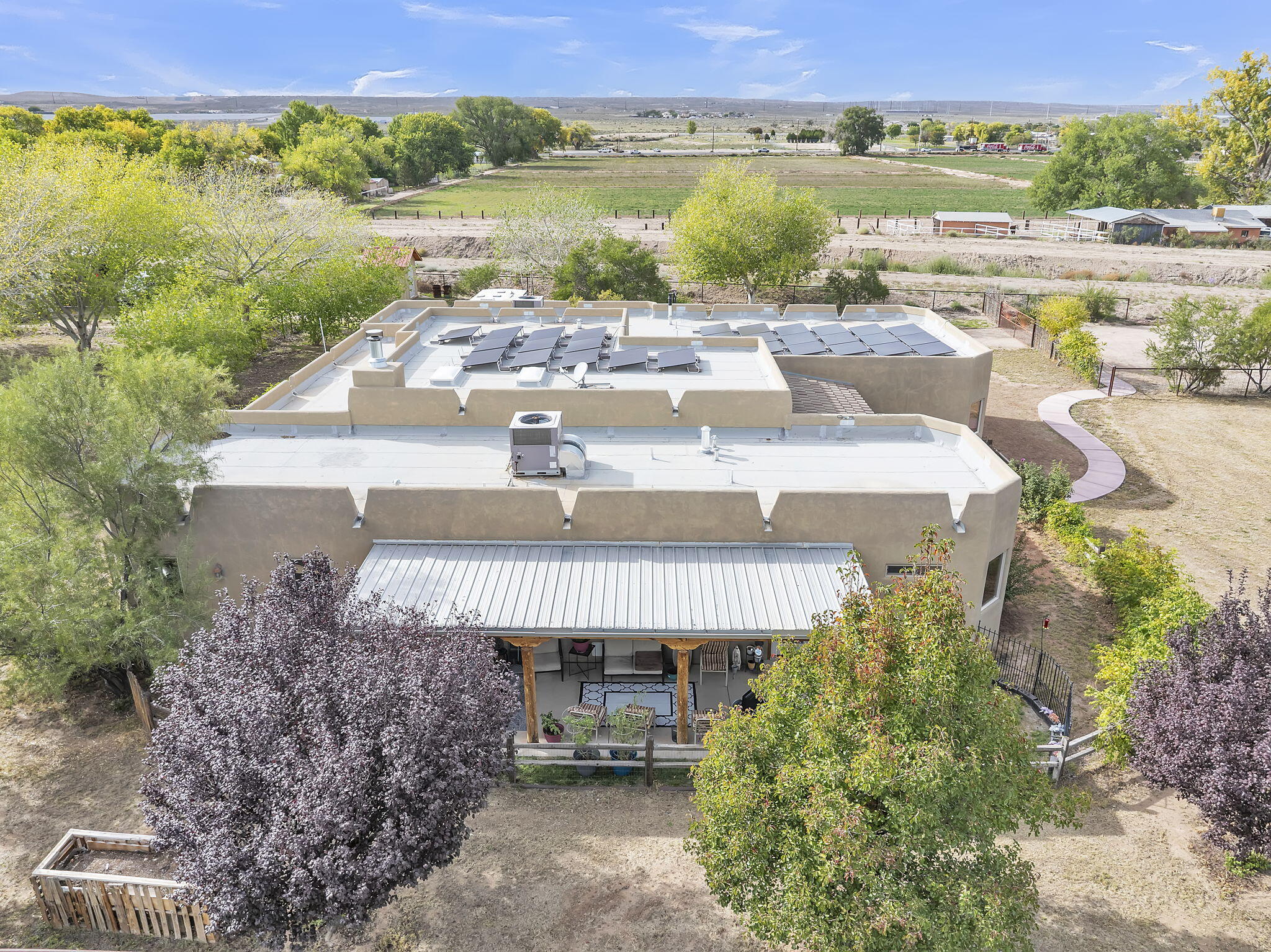 2620 Pajarito Road SW
