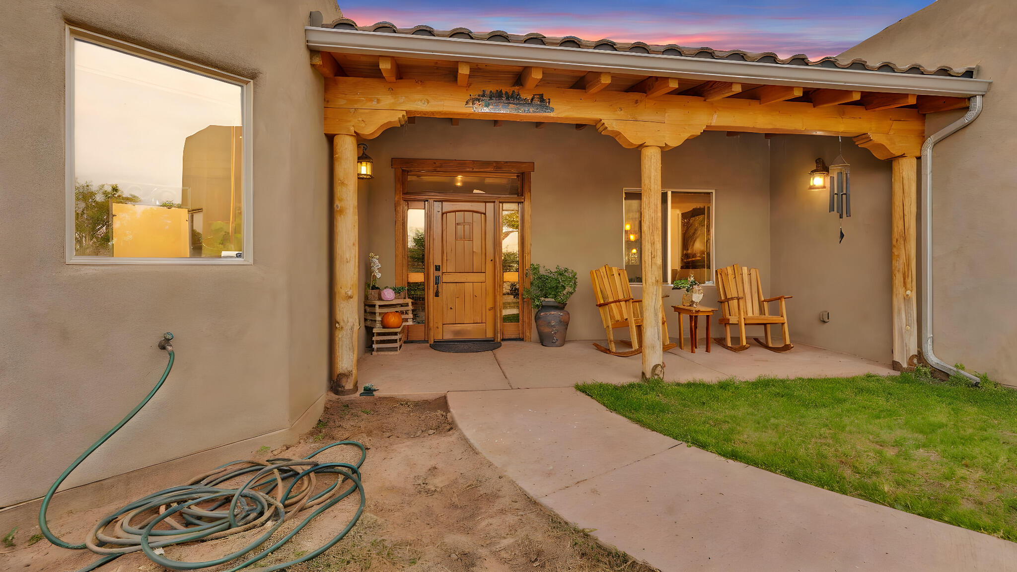 2620 Pajarito Road SW