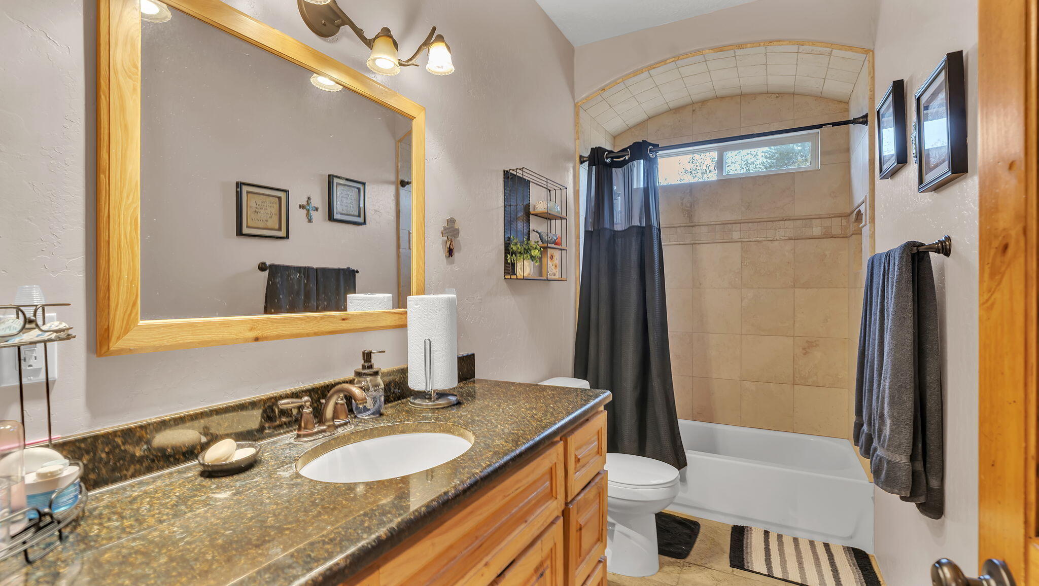 2620 Pajarito Road SW