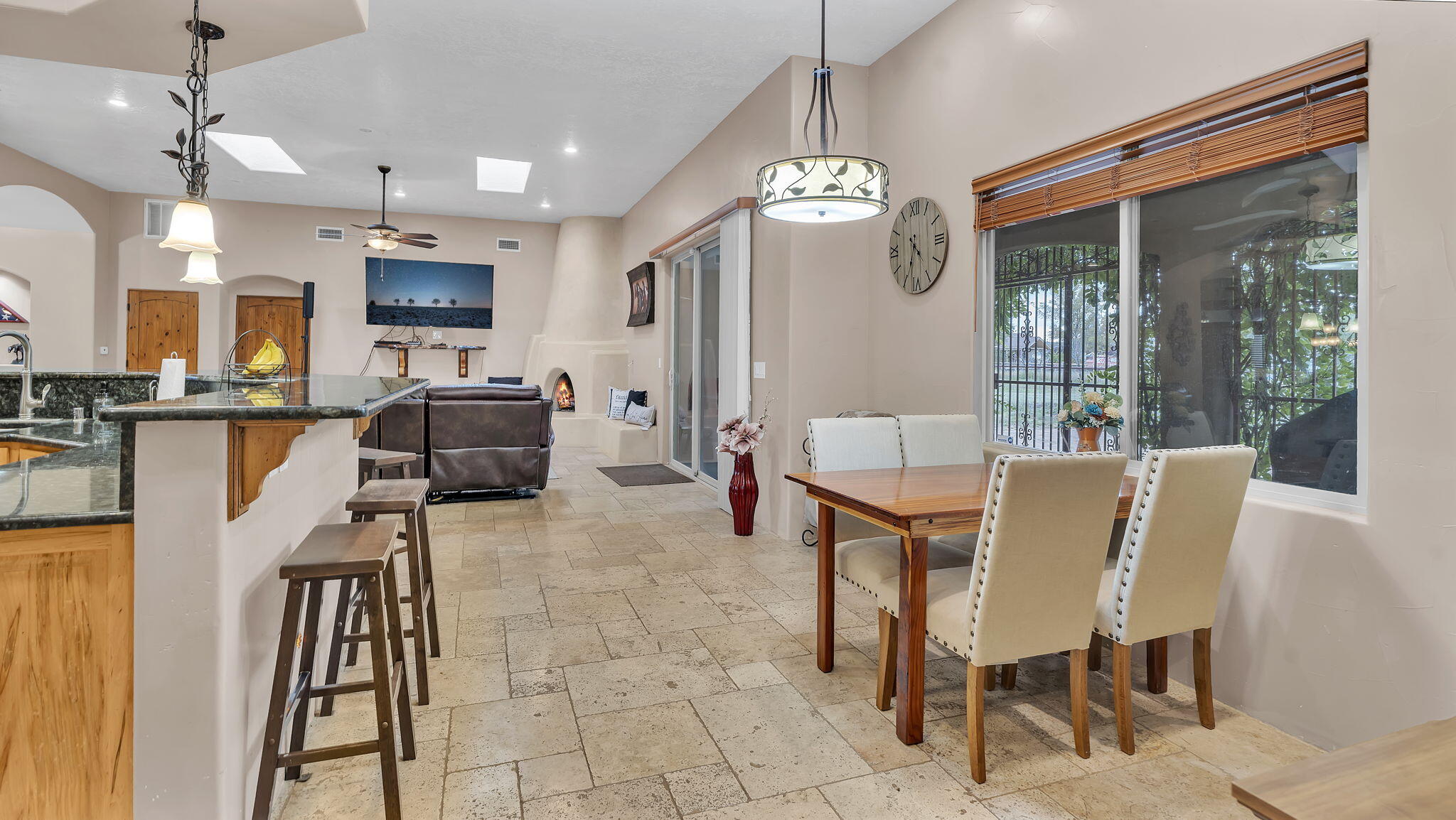 2620 Pajarito Road SW