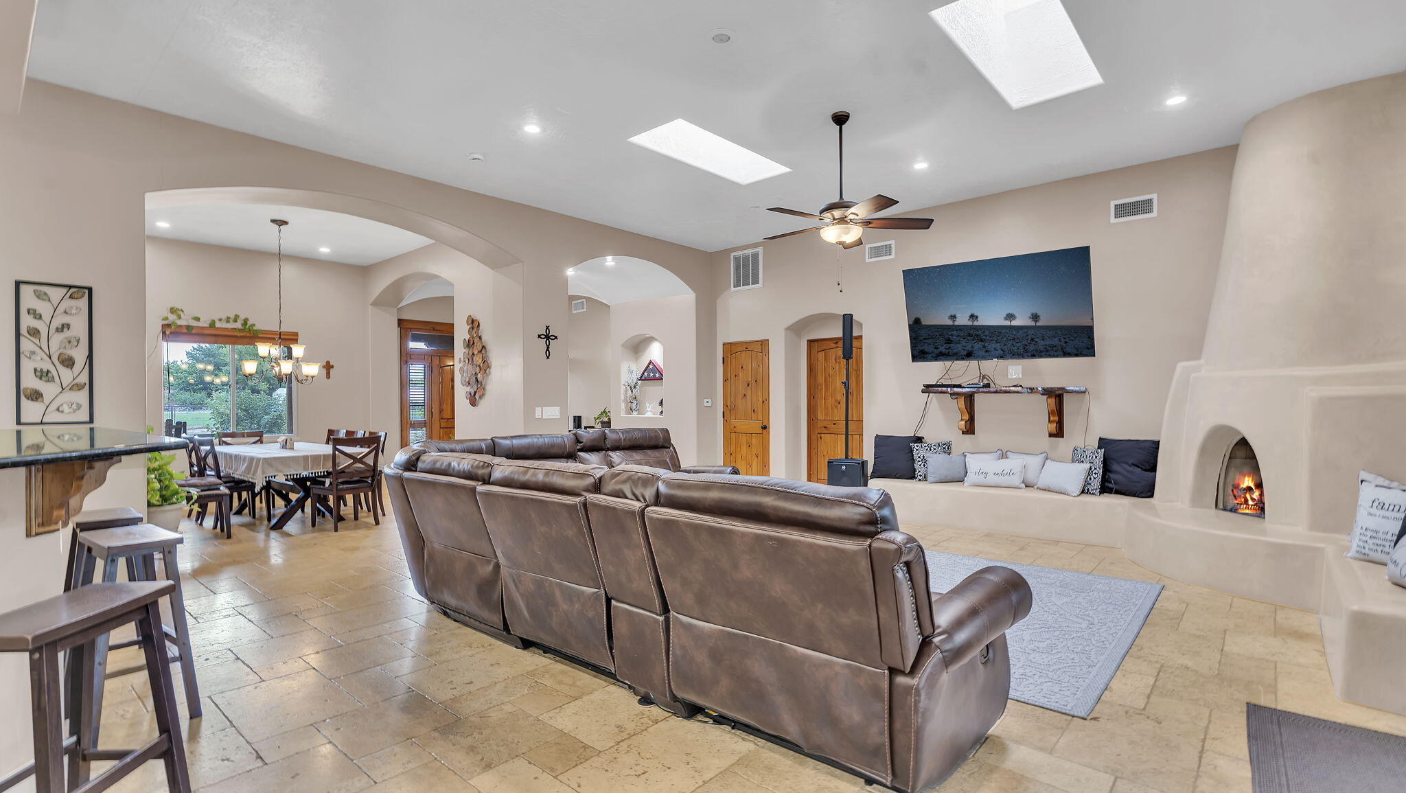 2620 Pajarito Road SW