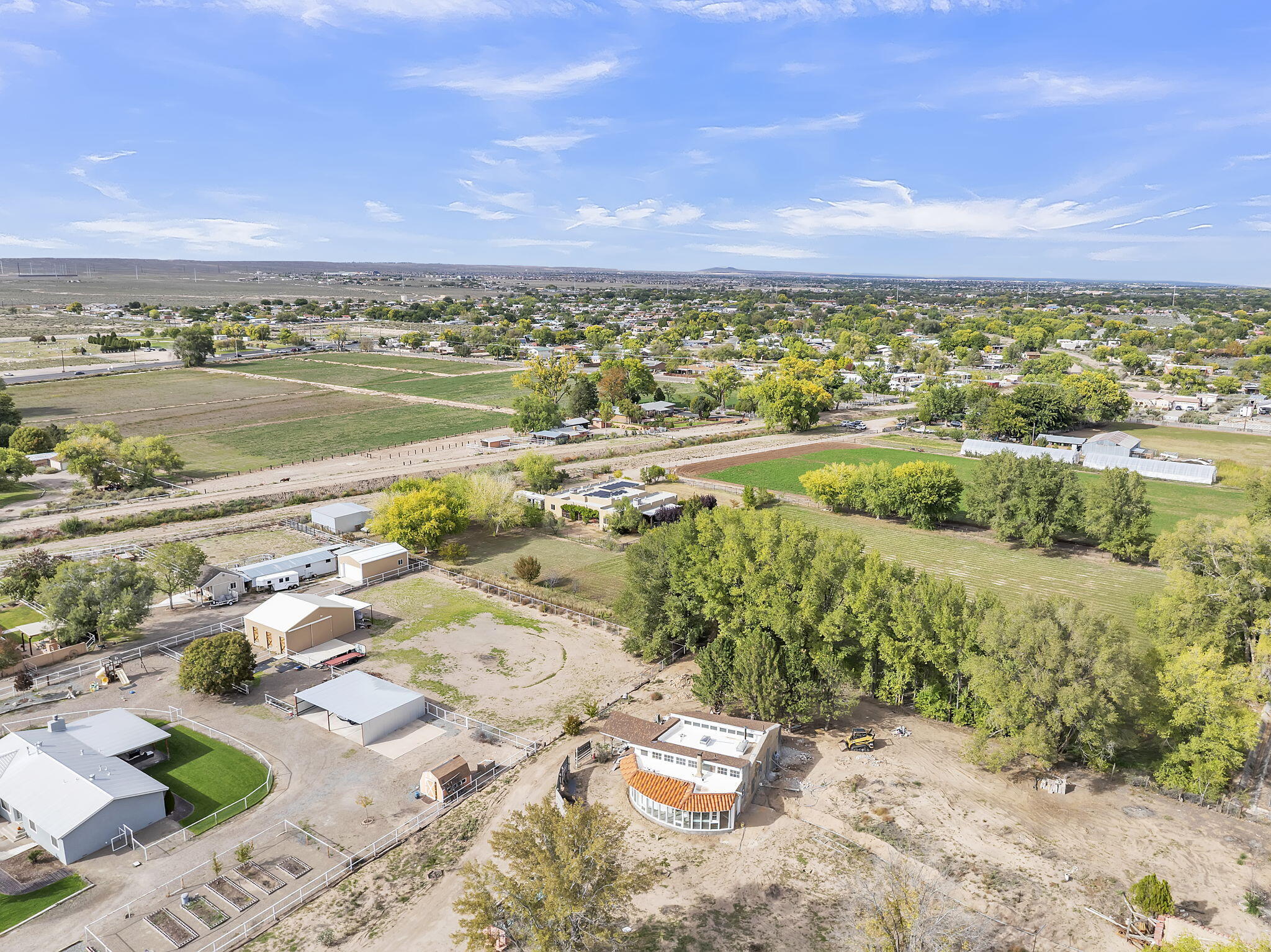 2620 Pajarito Road SW