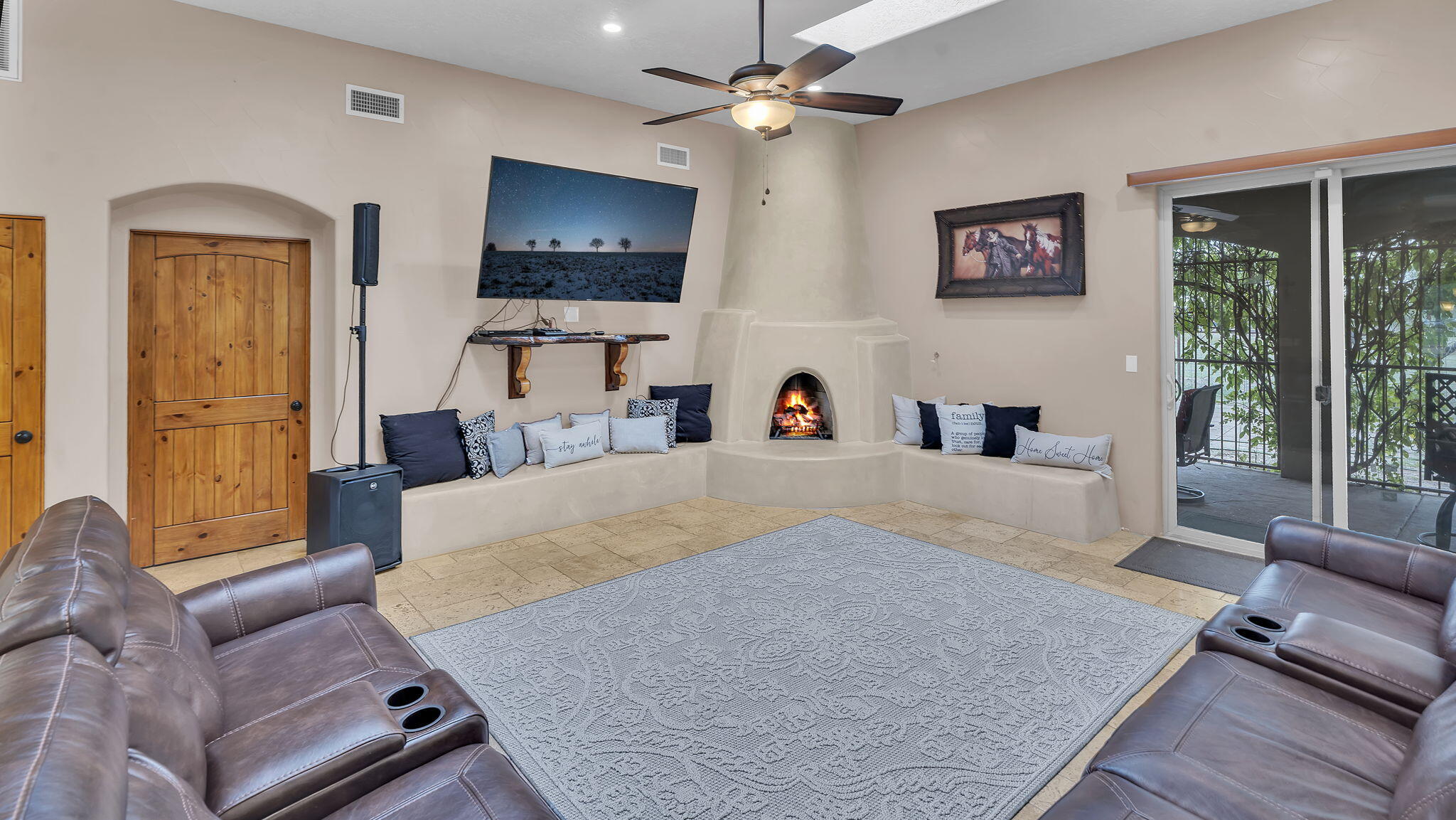 2620 Pajarito Road SW