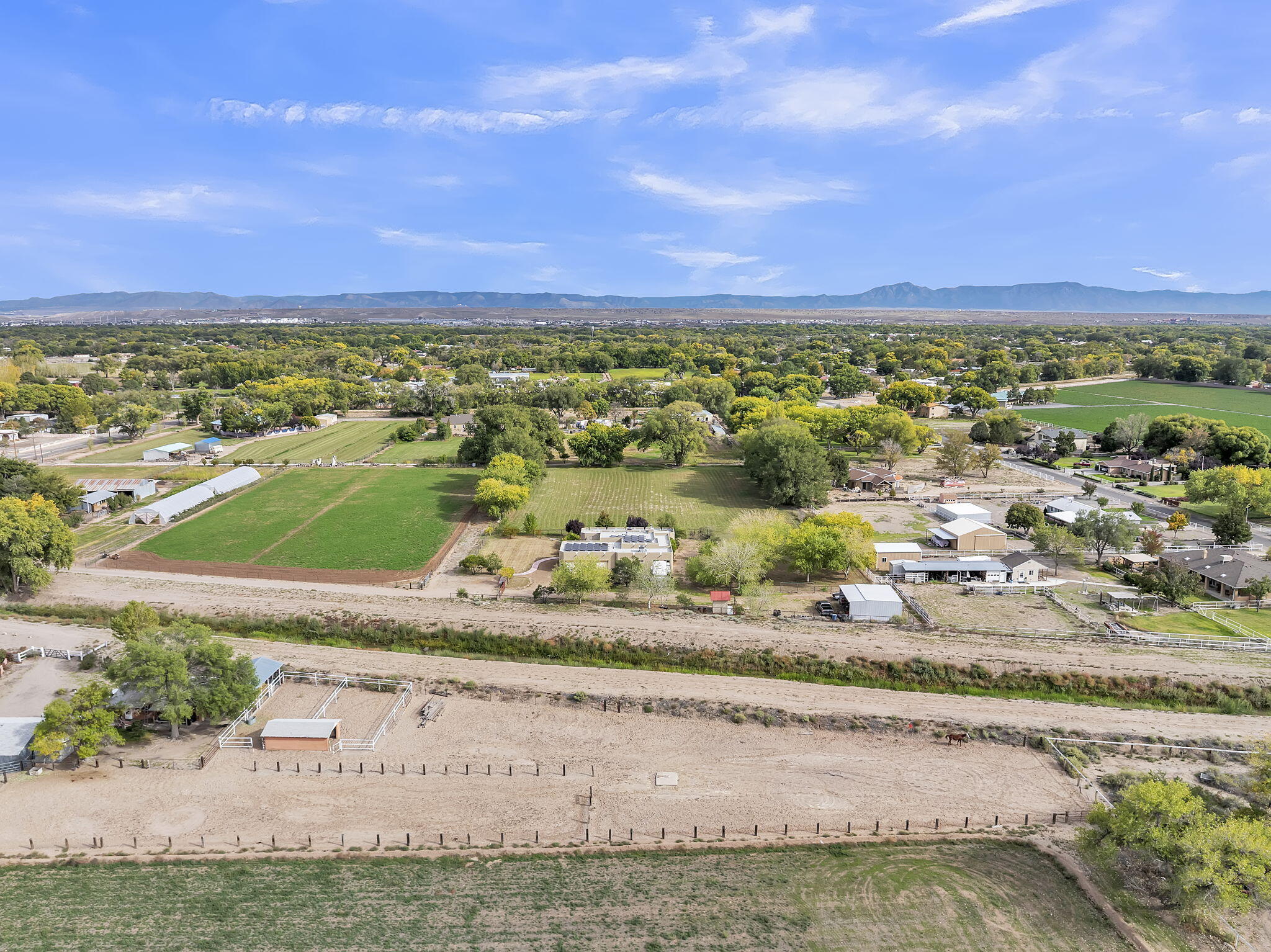 2620 Pajarito Road SW