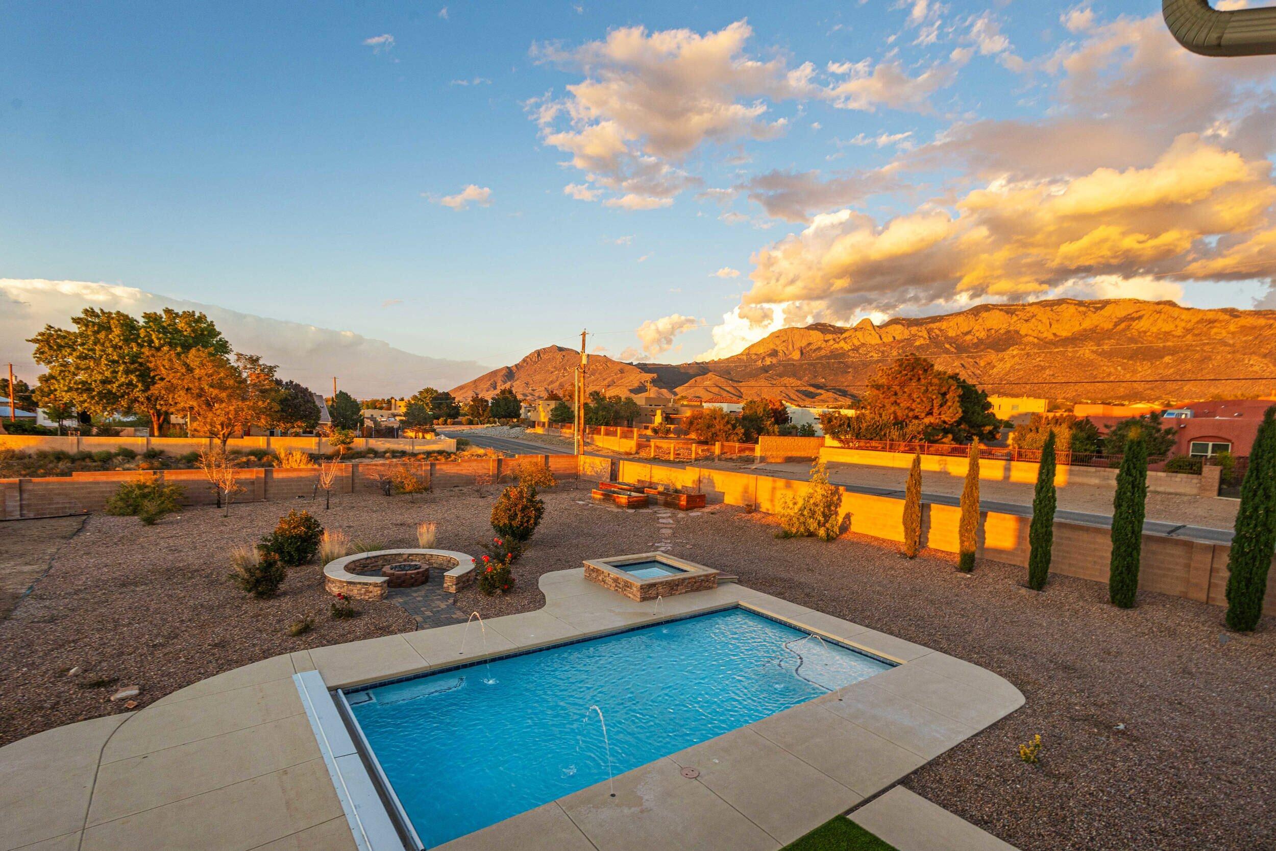 9519 Oakland Avenue NE