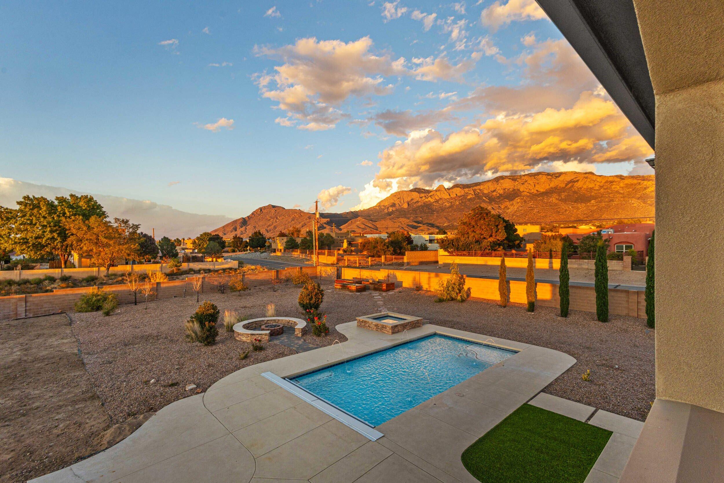 9519 Oakland Avenue NE