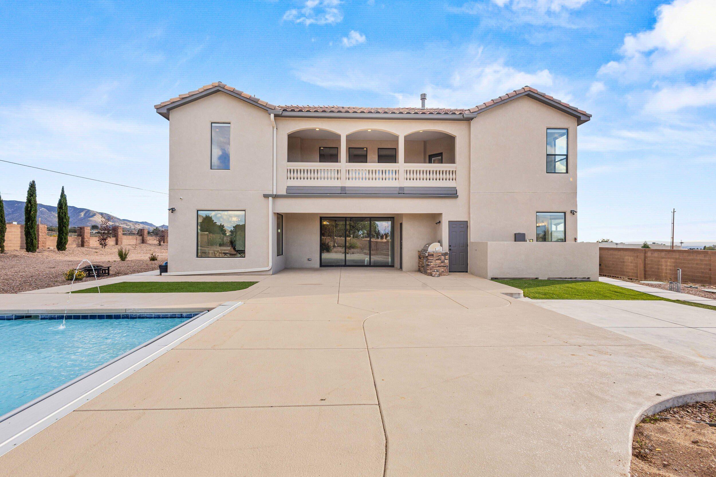 9519 Oakland Avenue NE