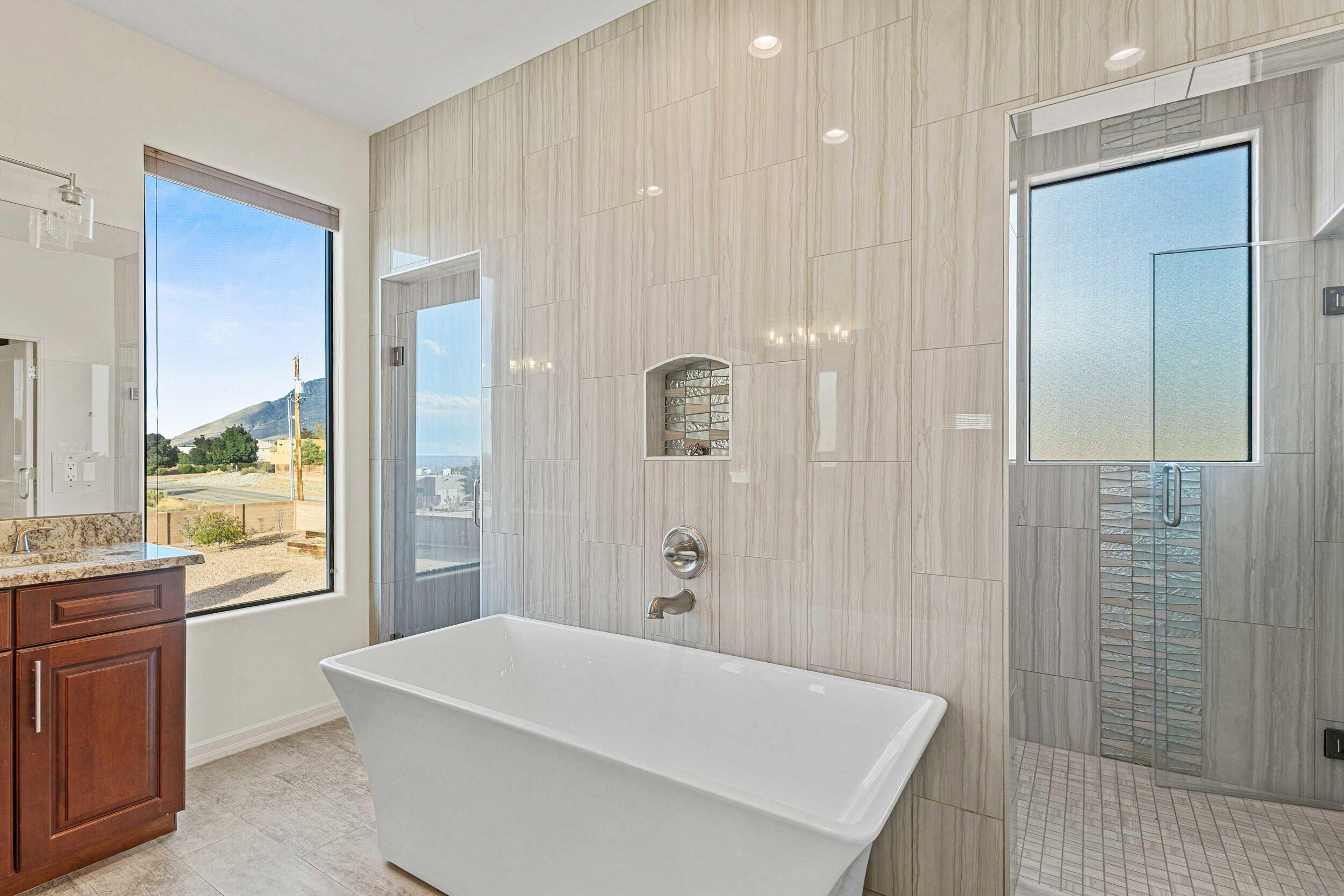 9519 Oakland Avenue NE