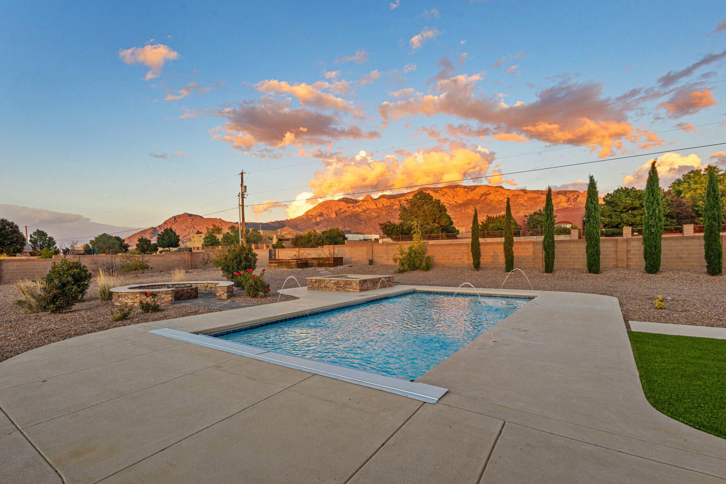 9519 Oakland Avenue NE