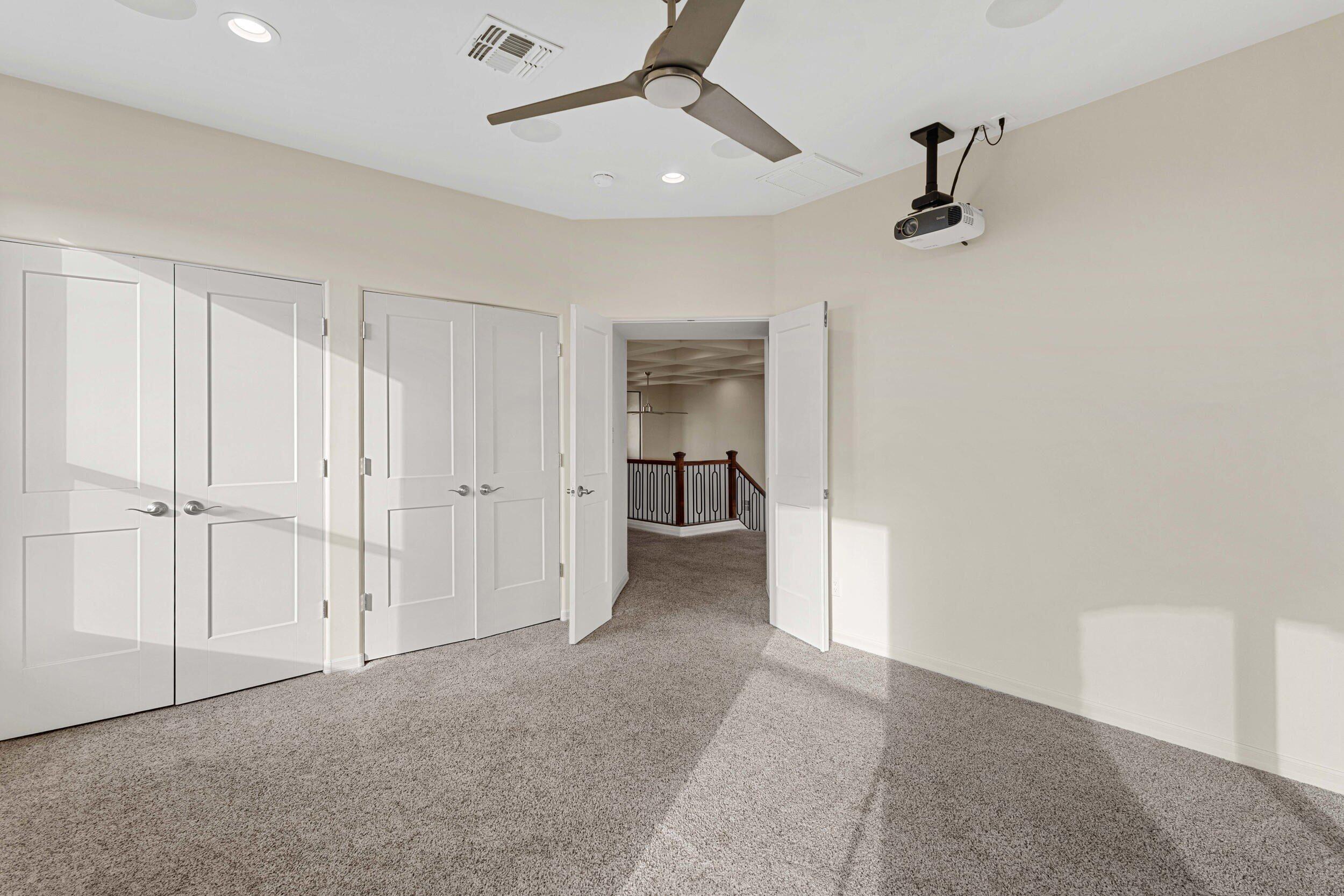 9519 Oakland Avenue NE