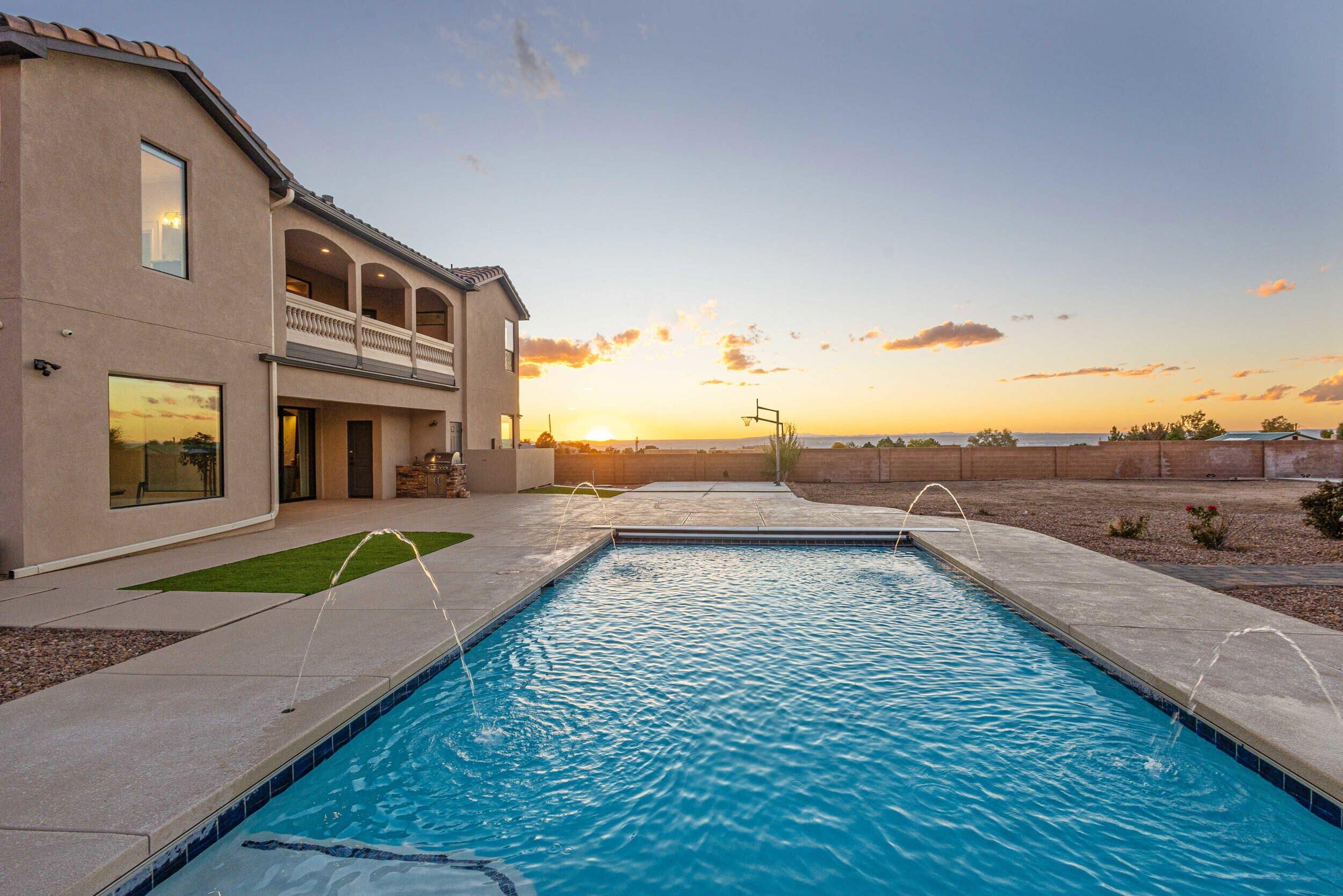 9519 Oakland Avenue NE