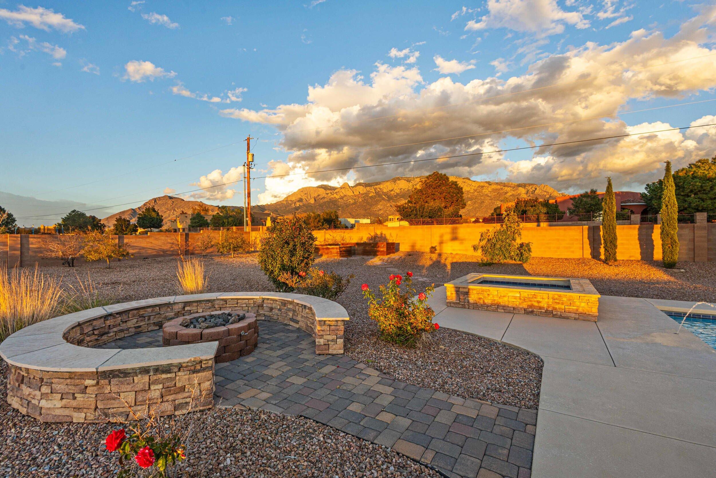 9519 Oakland Avenue NE