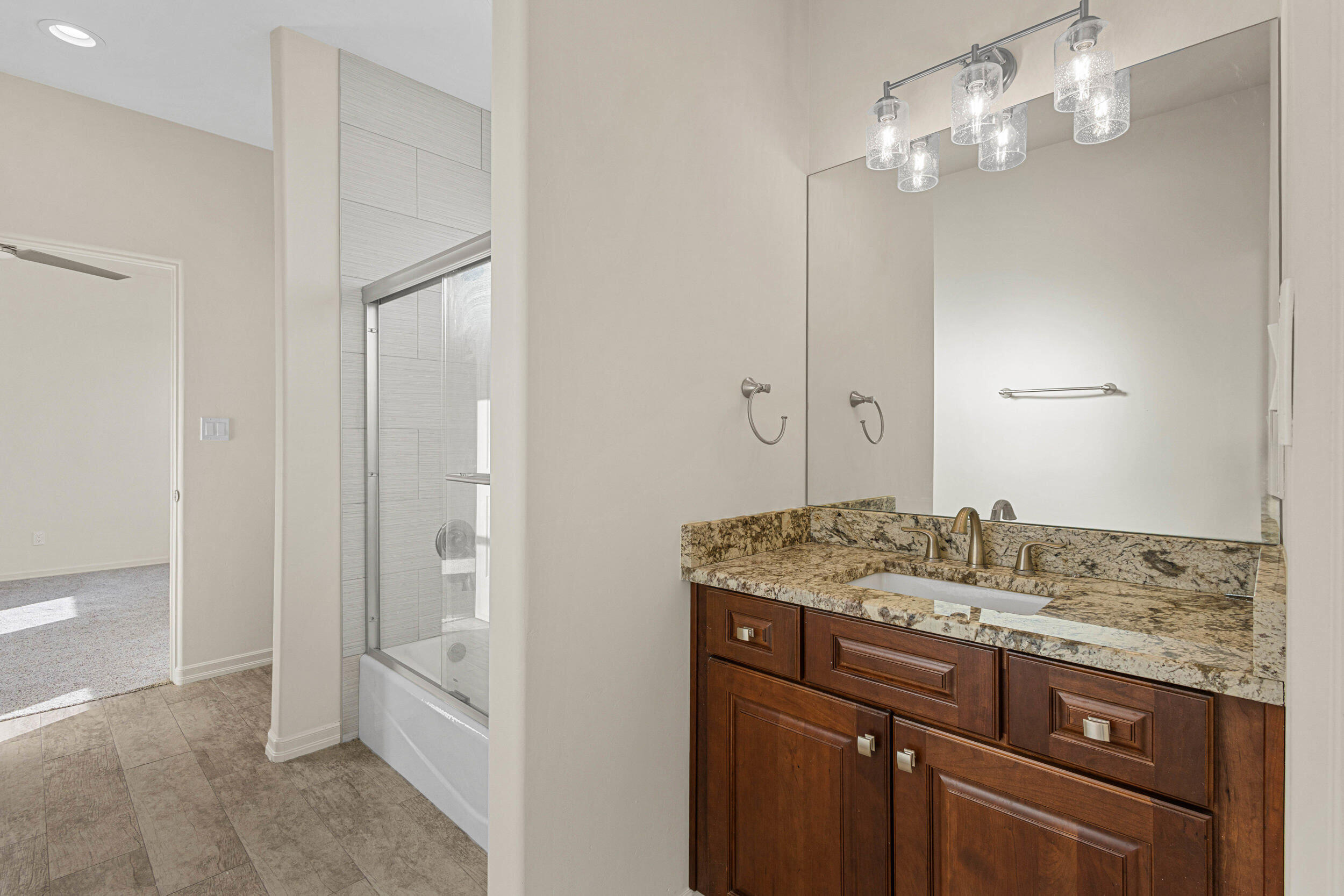 9519 Oakland Avenue NE