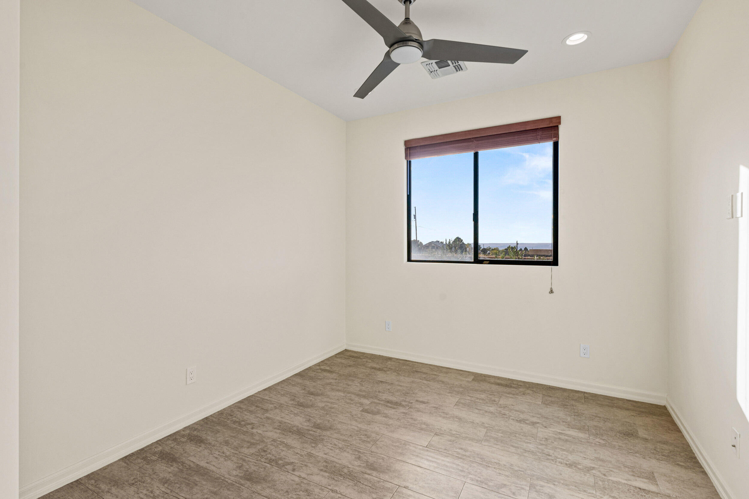 9519 Oakland Avenue NE