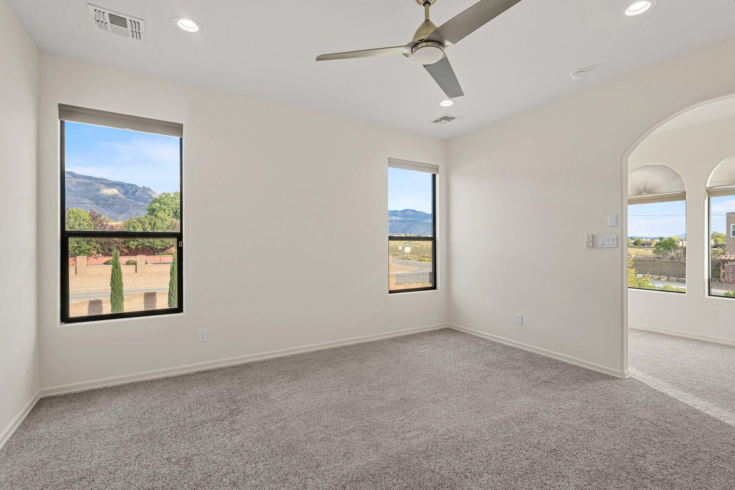 9519 Oakland Avenue NE