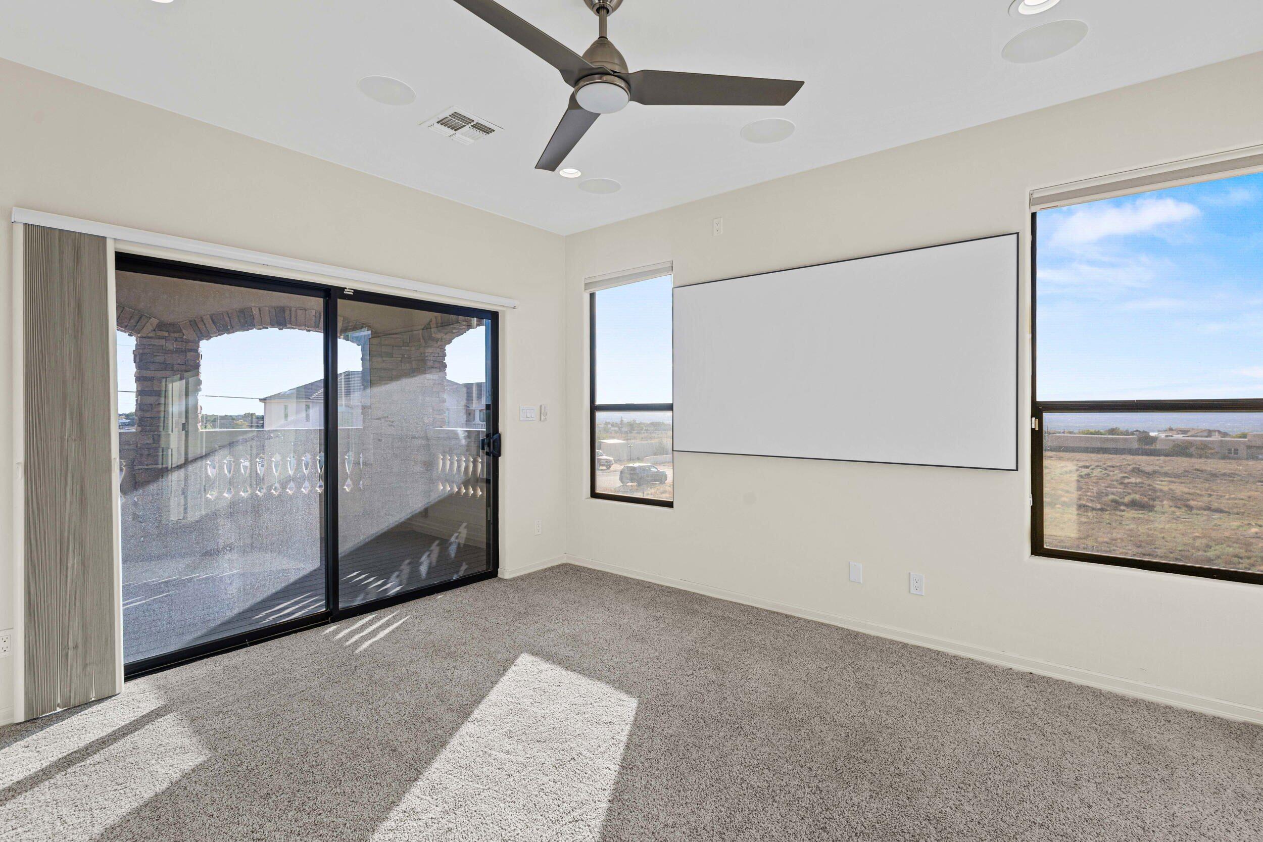 9519 Oakland Avenue NE