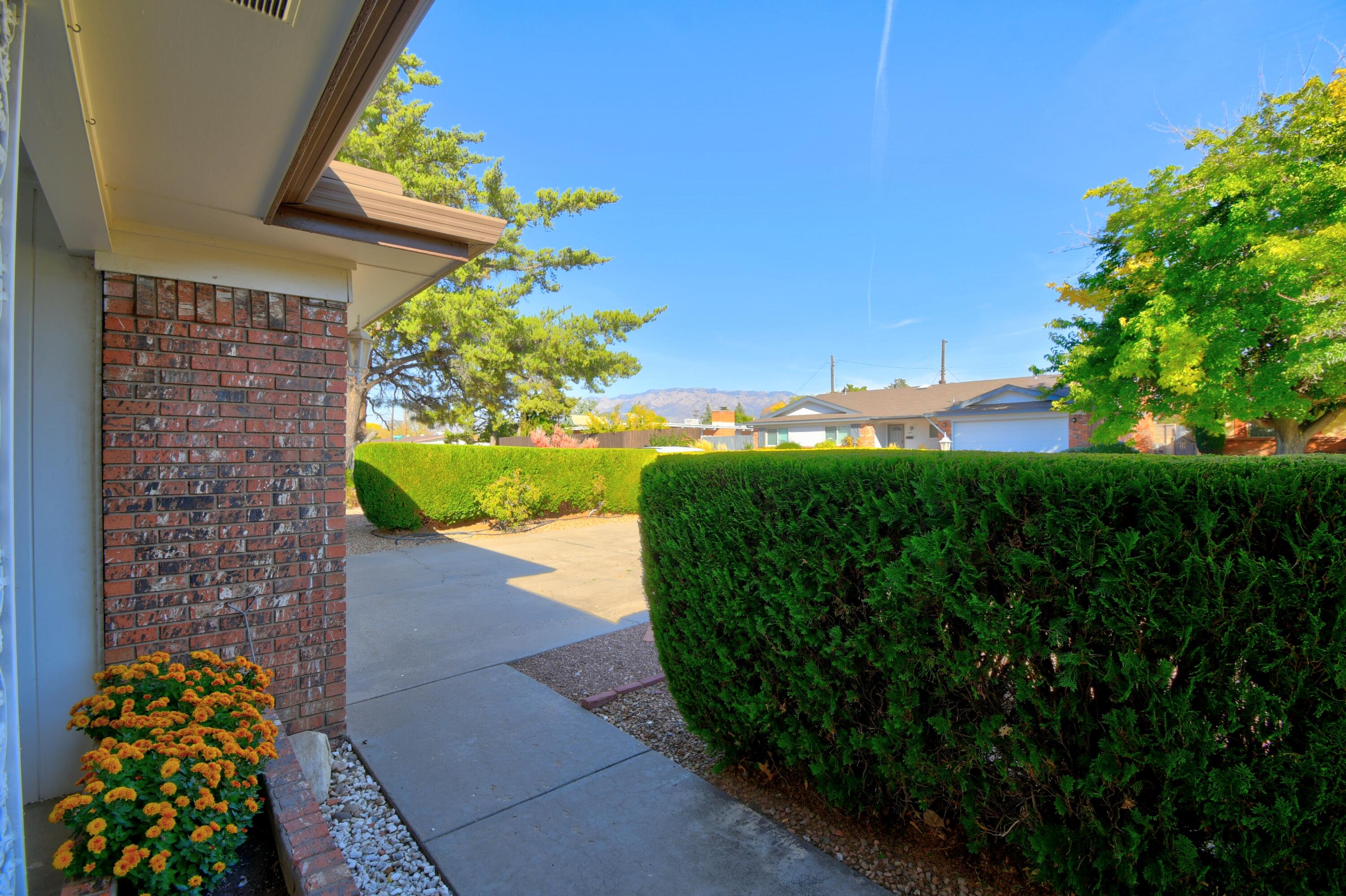 2921 Indiana Street NE