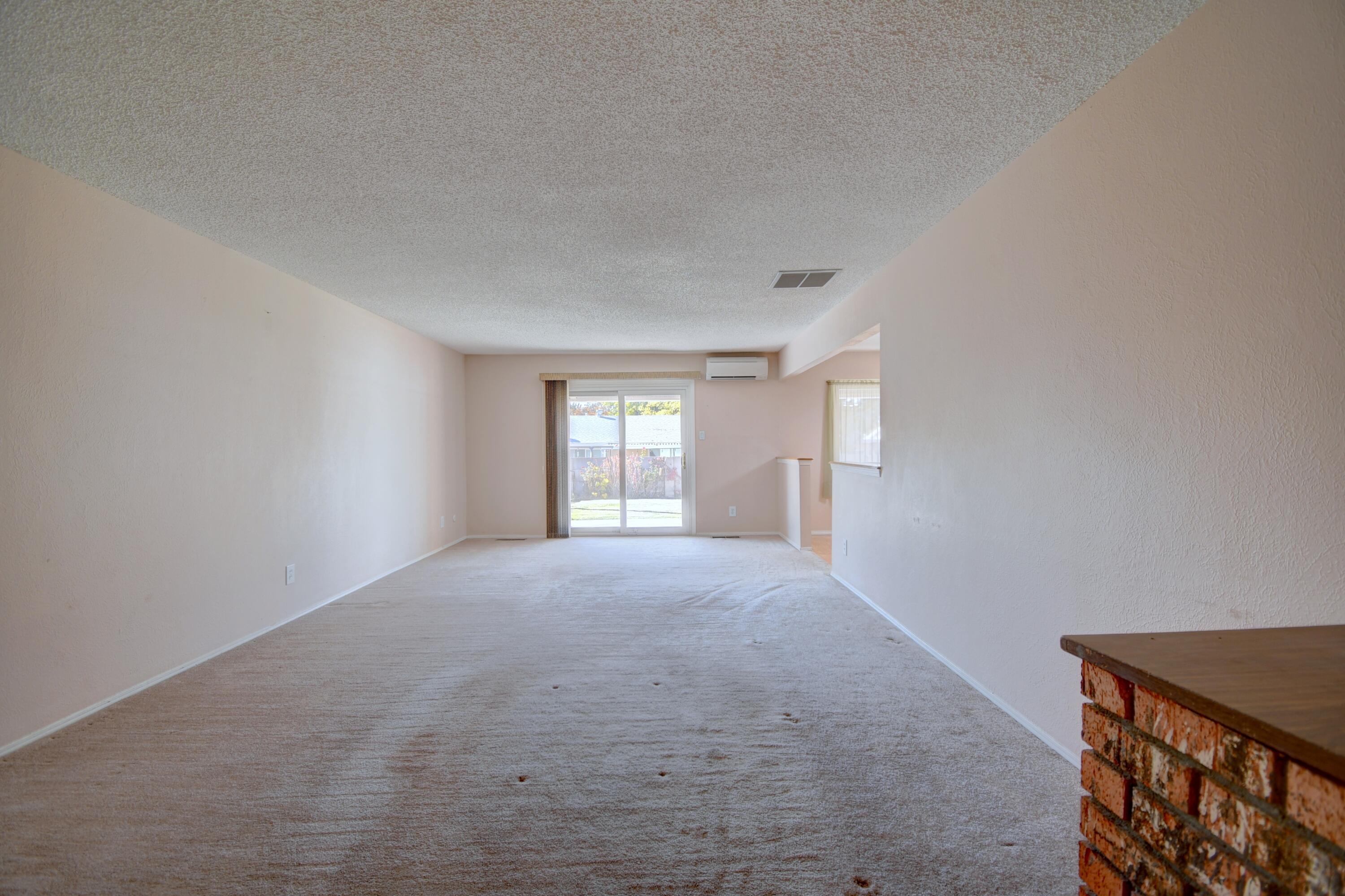 2921 Indiana Street NE