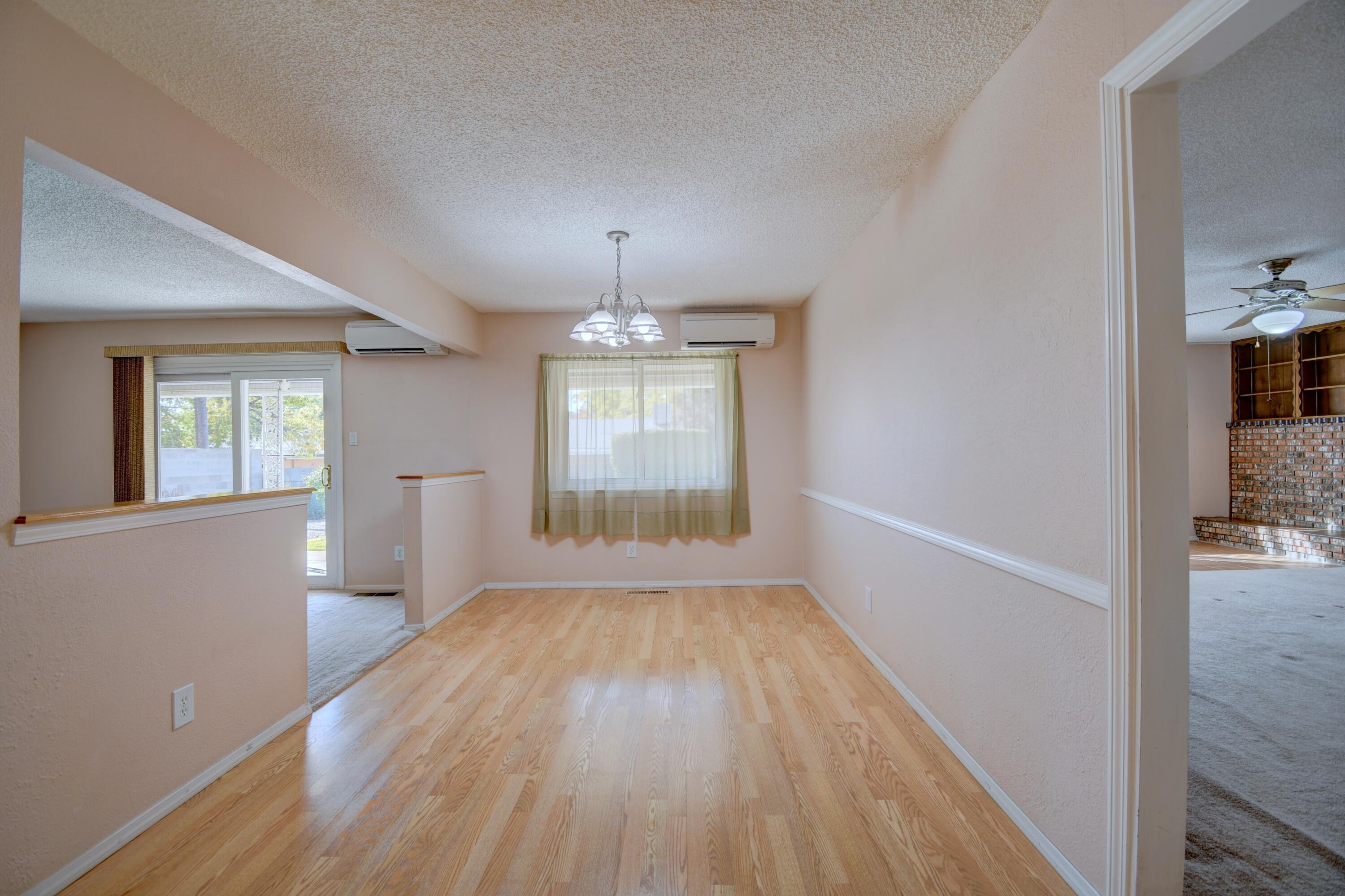 2921 Indiana Street NE