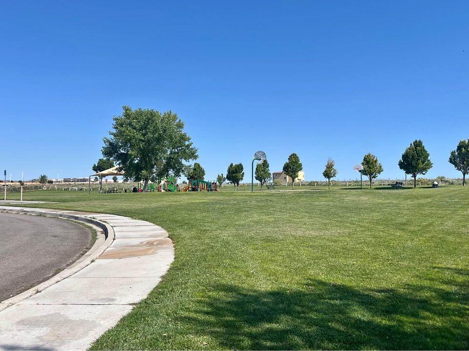 4076 Aloe Circle NE