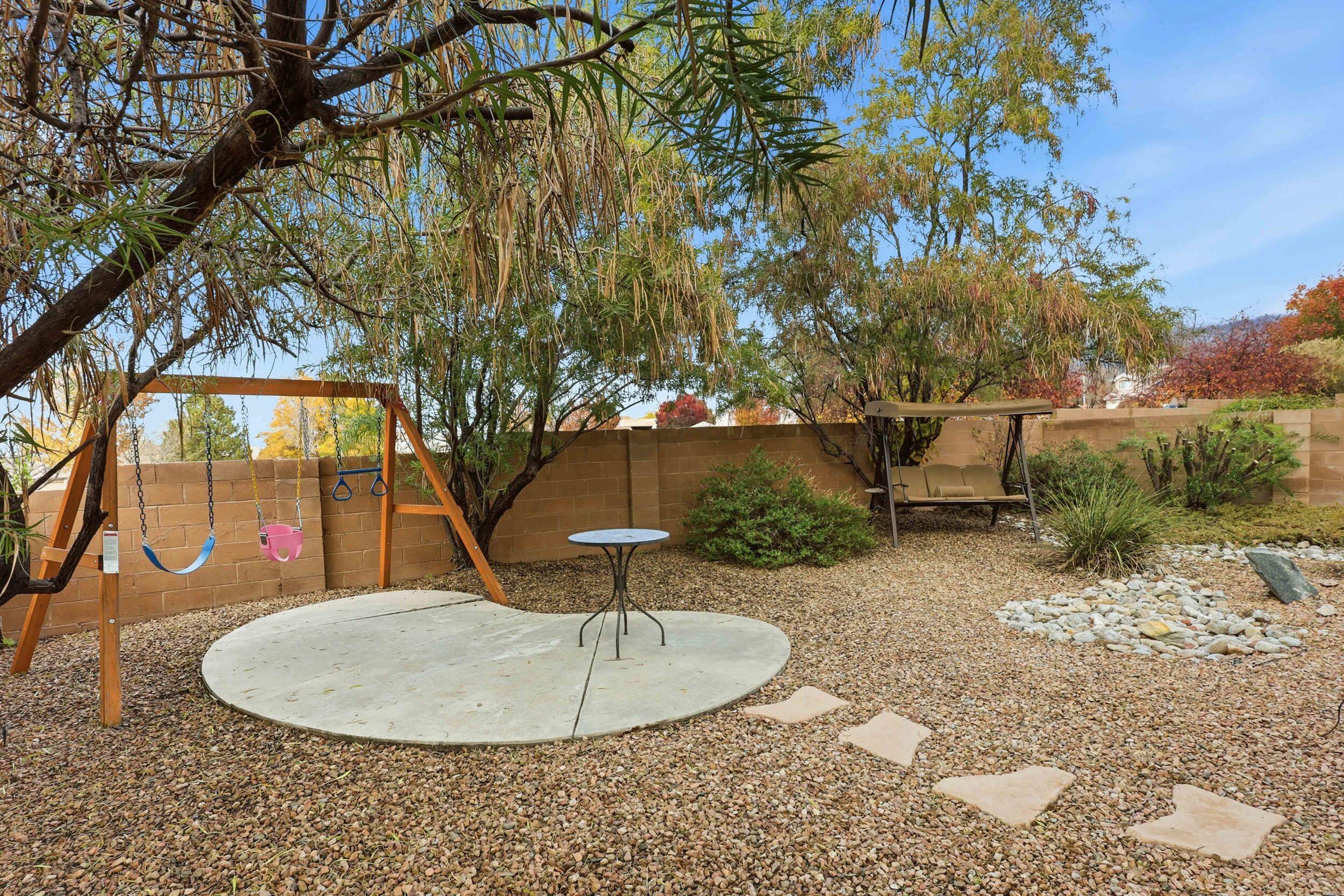 7309 Hawthorn Avenue NE