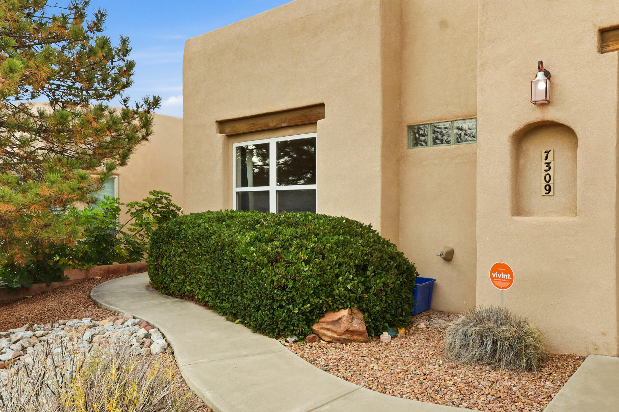 7309 Hawthorn Avenue NE