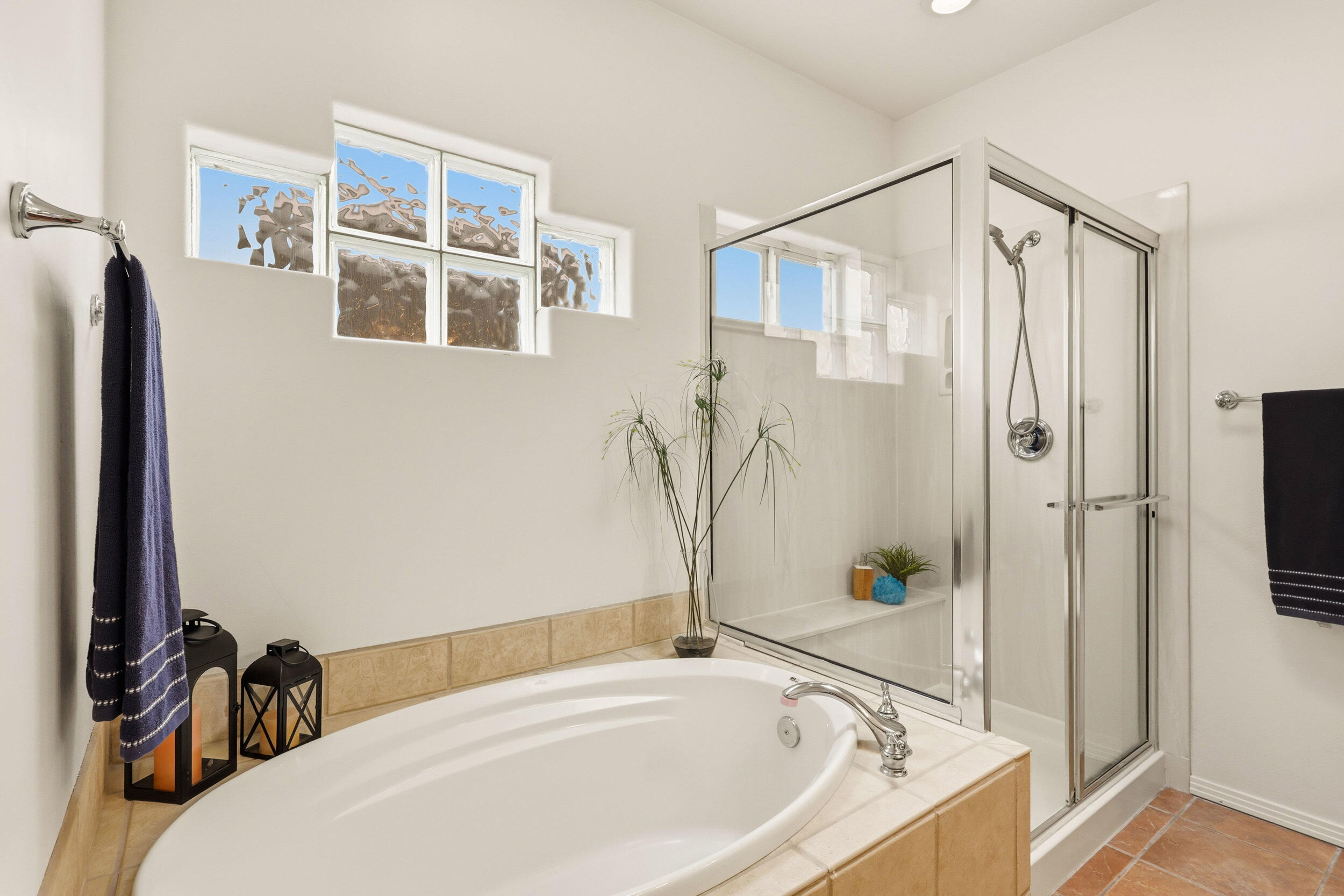 7309 Hawthorn Avenue NE