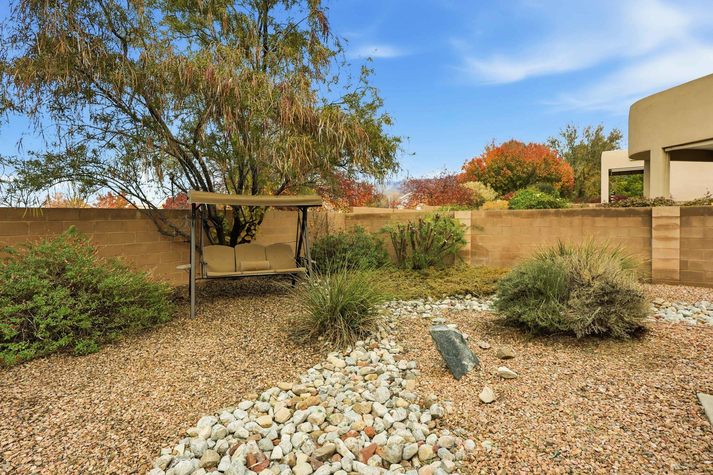 7309 Hawthorn Avenue NE