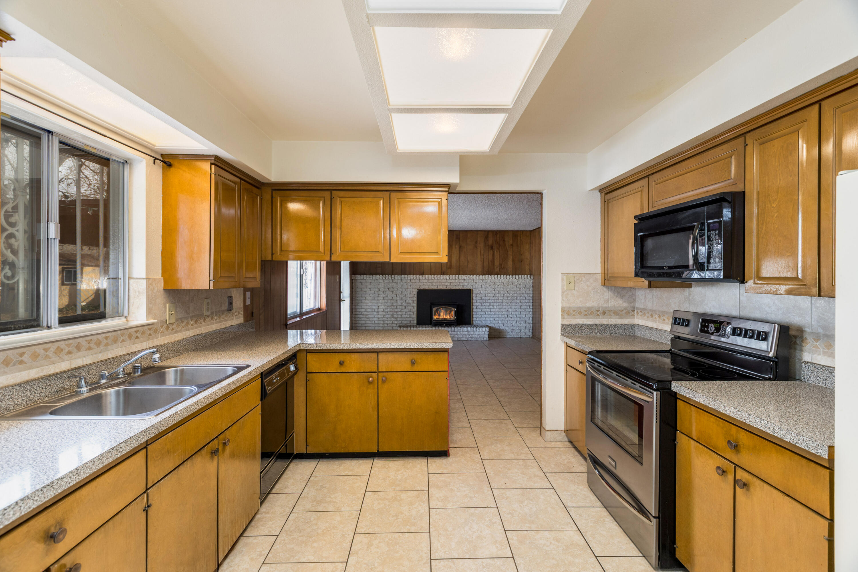 10021 Natalie Court NE