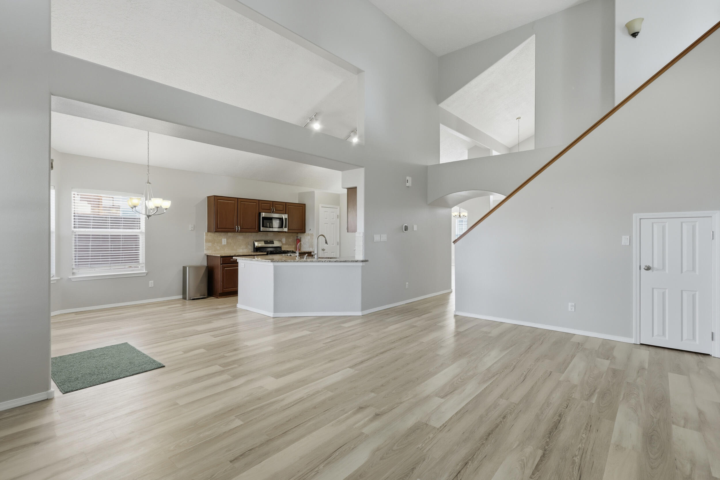 9005 Cactus Trail Road NW