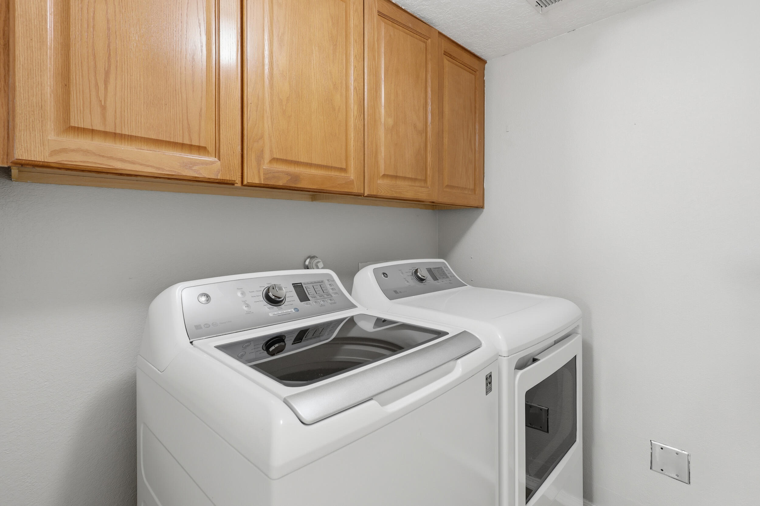 9005 Cactus Trail Road NW