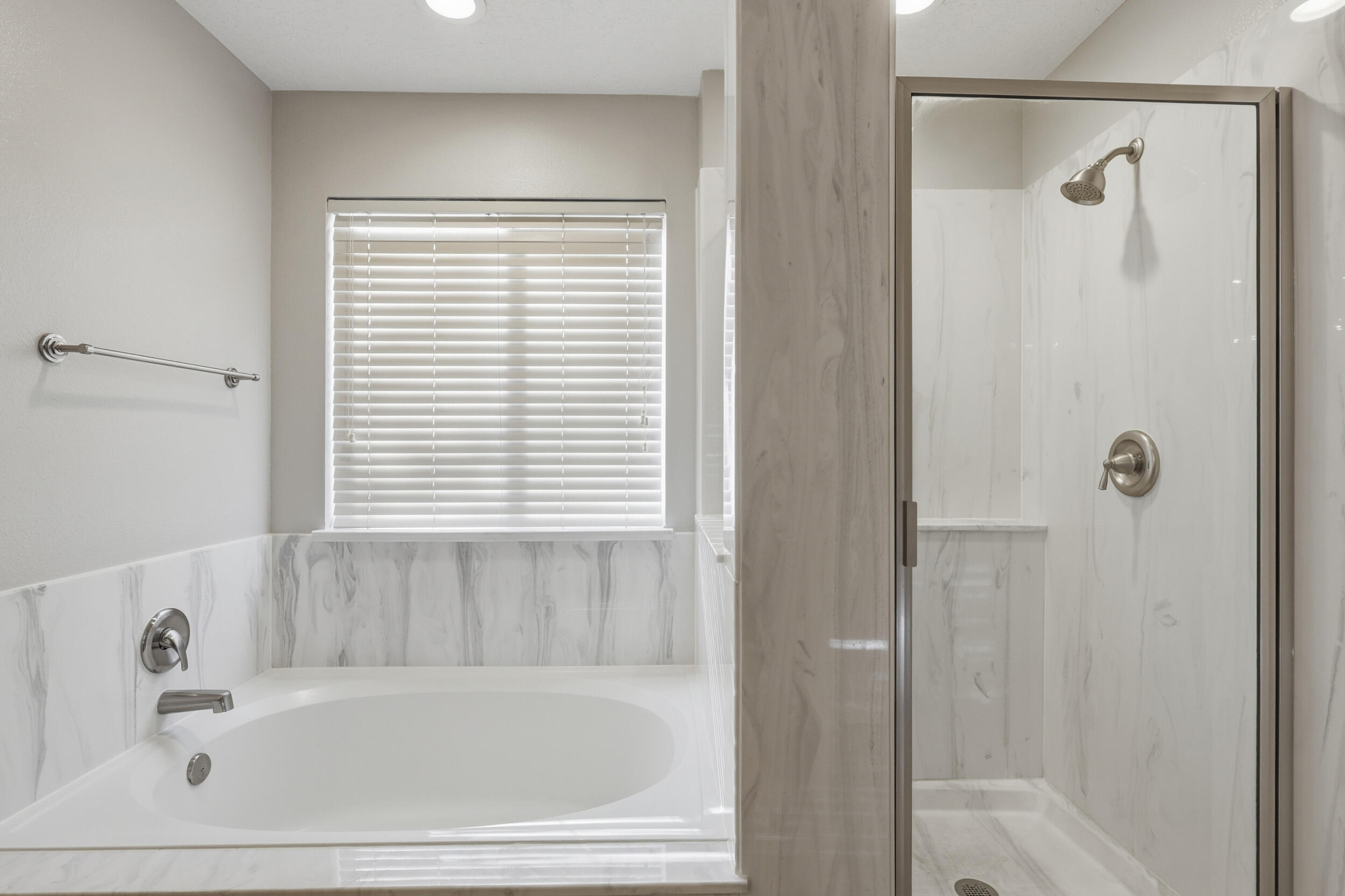 9005 Cactus Trail Road NW